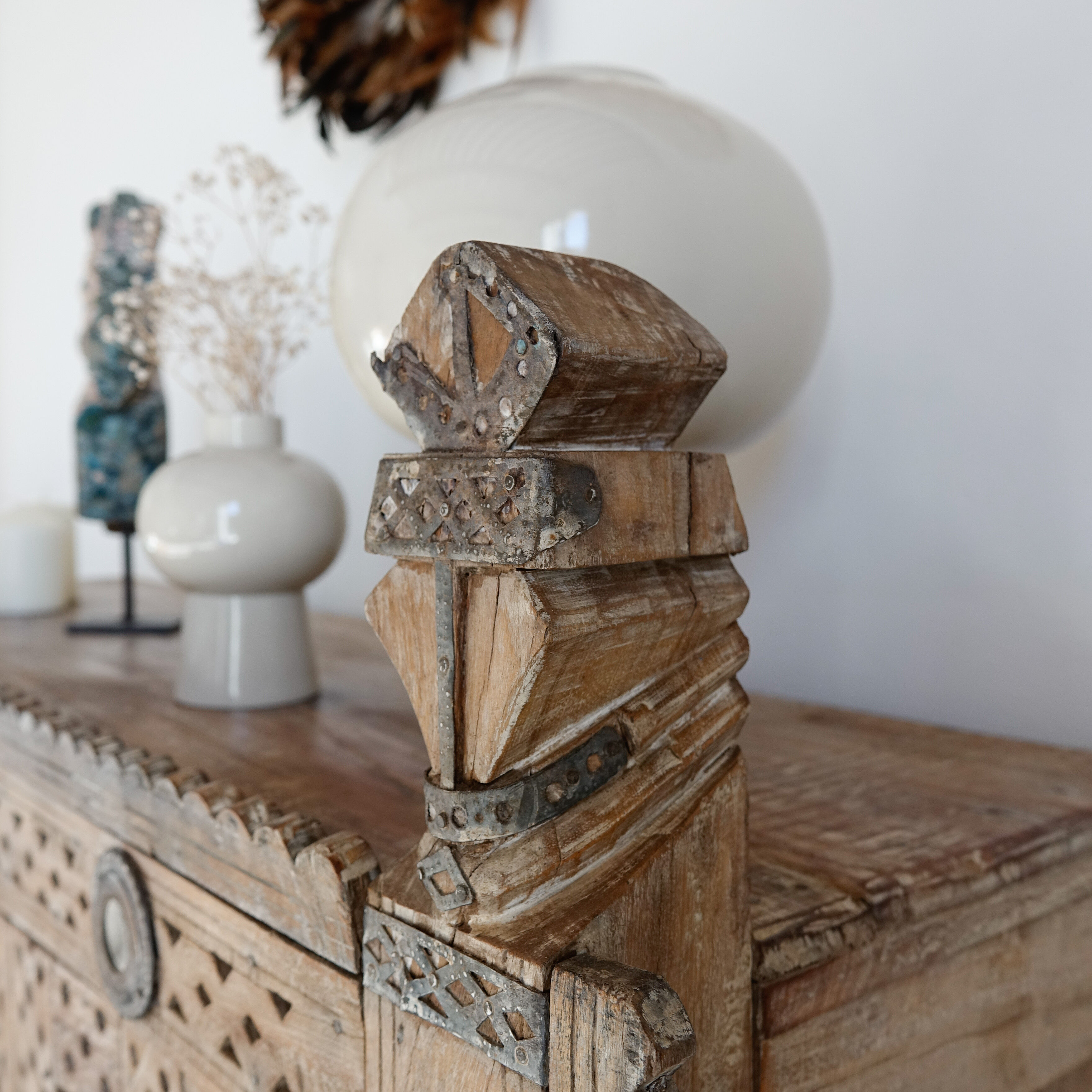 Ancient Indian furniture Damchiya