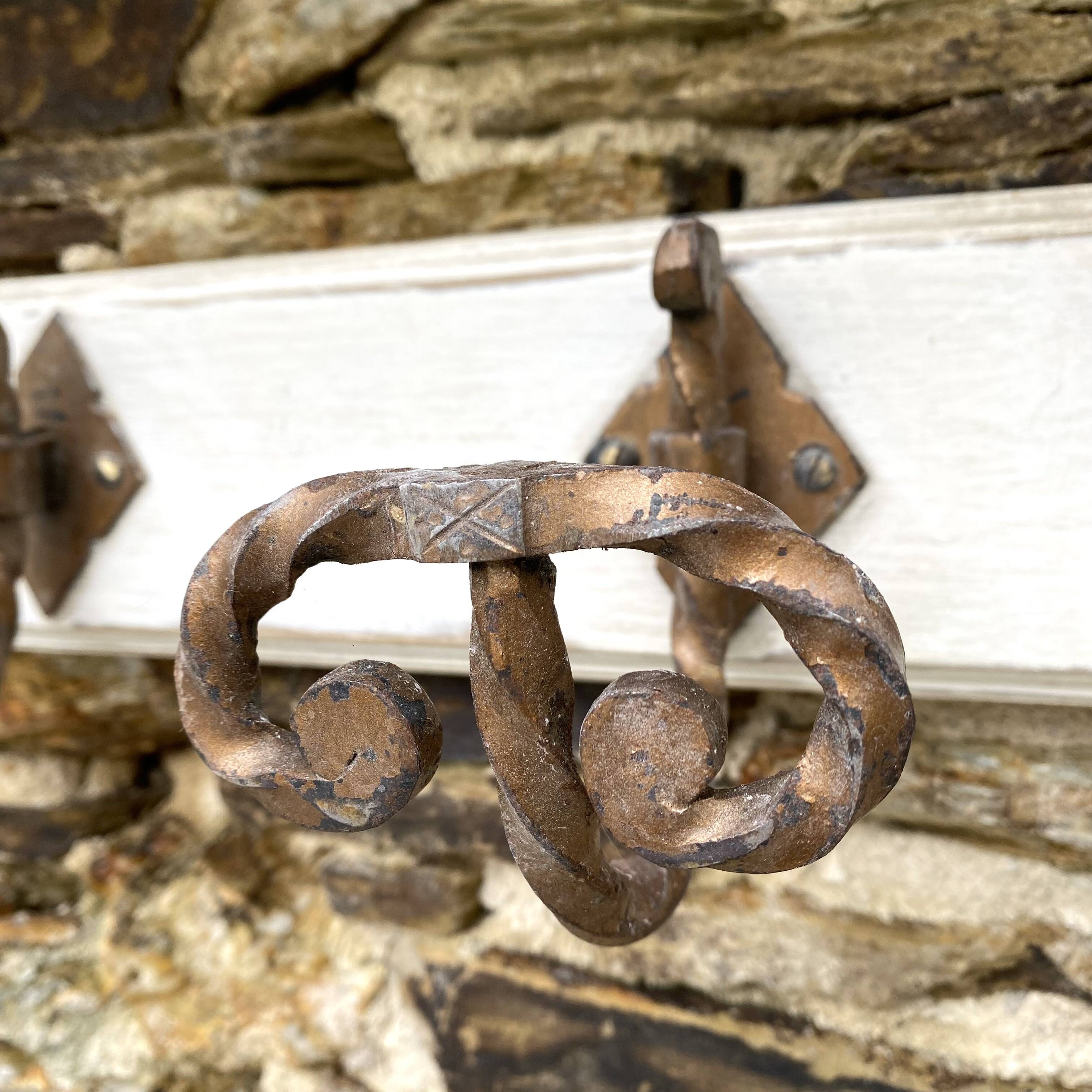 Vintage wall coat and hat rack