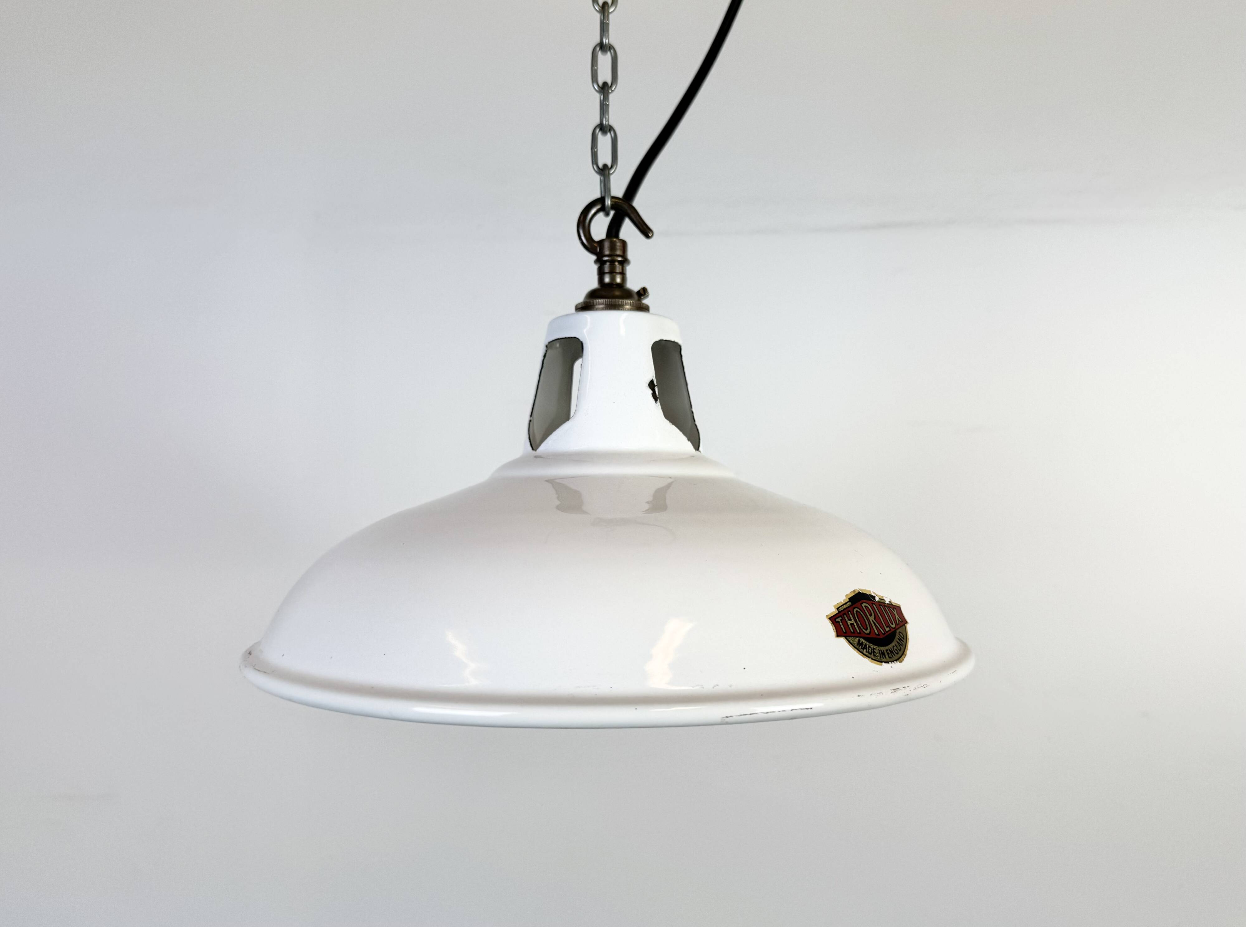Industrial White Enamel Factory Pendant Lamp from Thorlux, 1960s