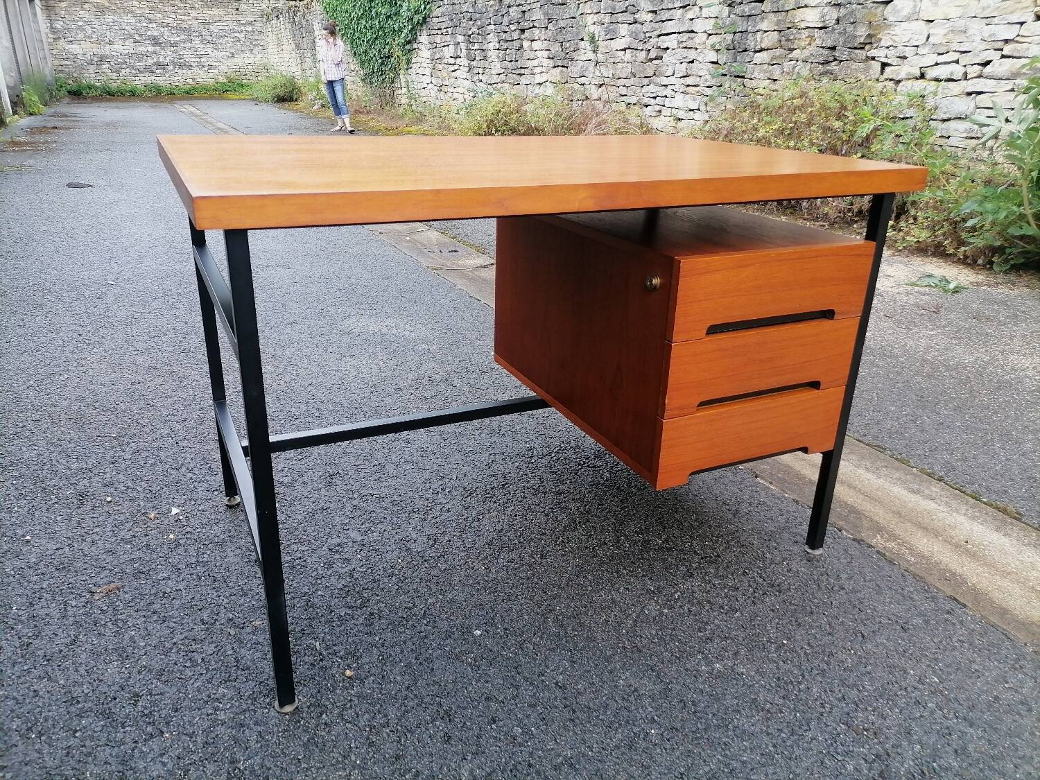Bureau. vintage. année. 60