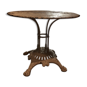 Garden table