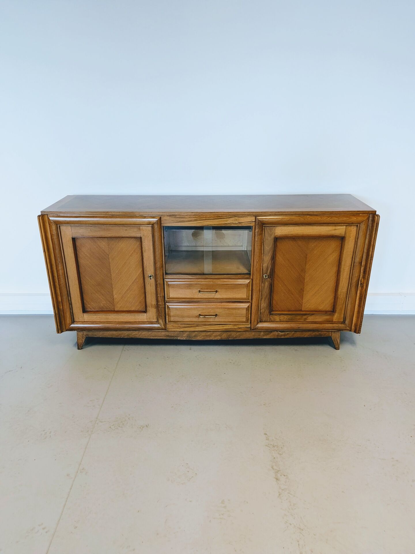 Vintage wooden sideboard / buffet cabinet