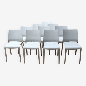 Suite of 18 Riga chairs, Desalto