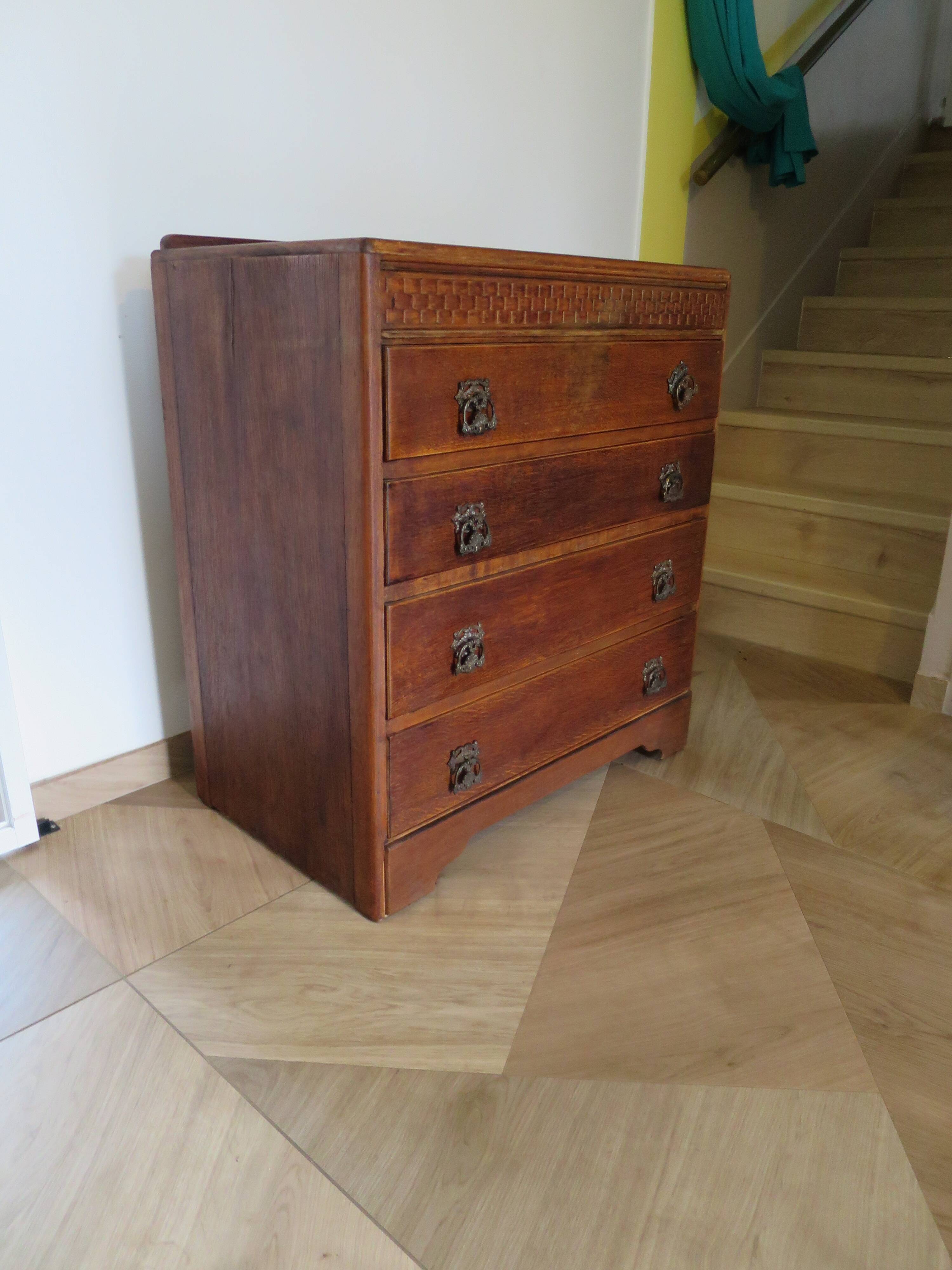 Art Deco chest of drawers with 4 drawers in oak, France 1930s-50s