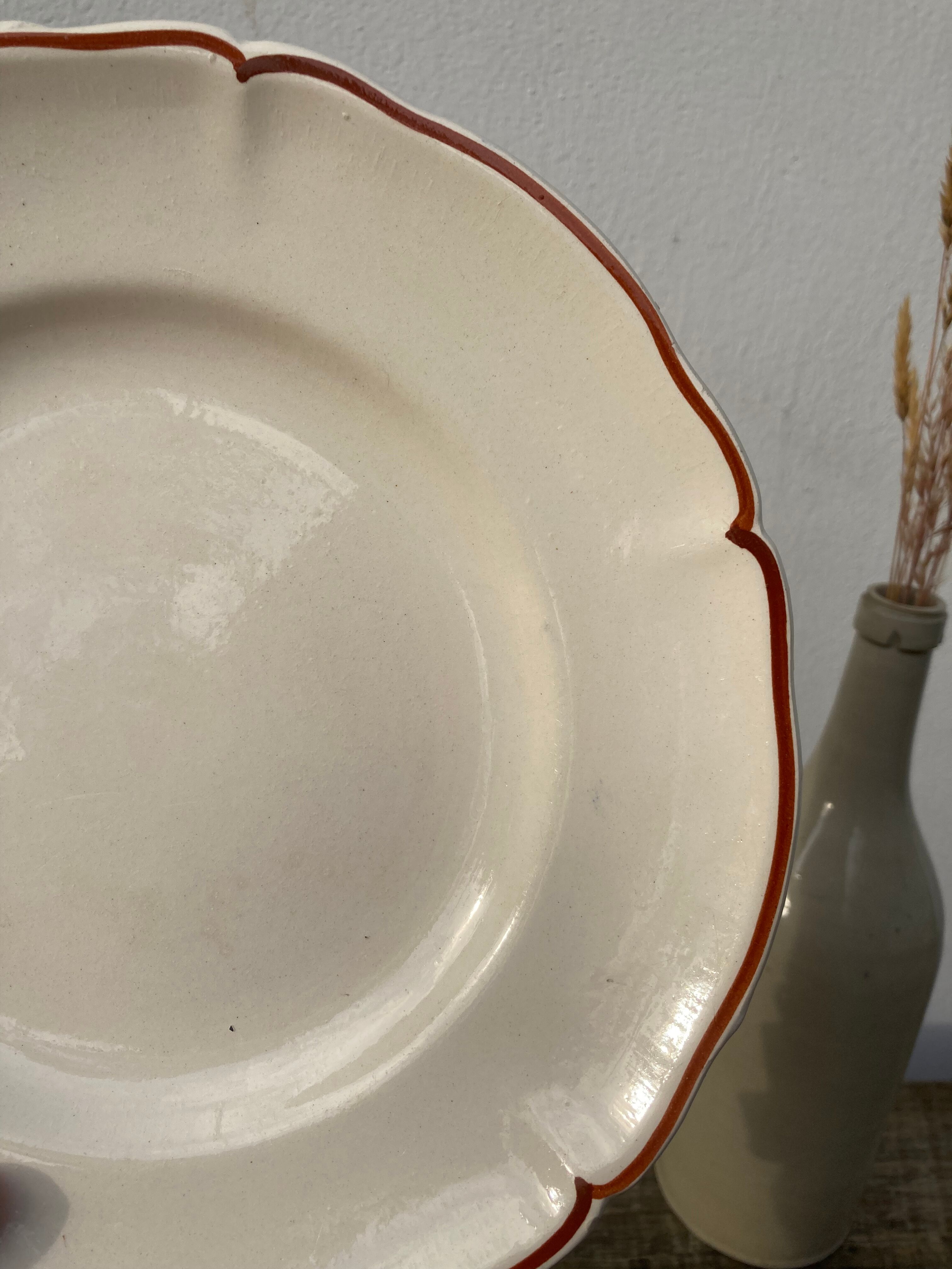 12 white old flat plates with brown fillet