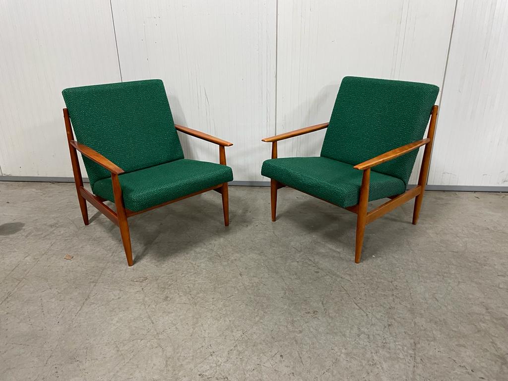 Pair of green armchairs by Frantisek Jirak for TON Bystřice