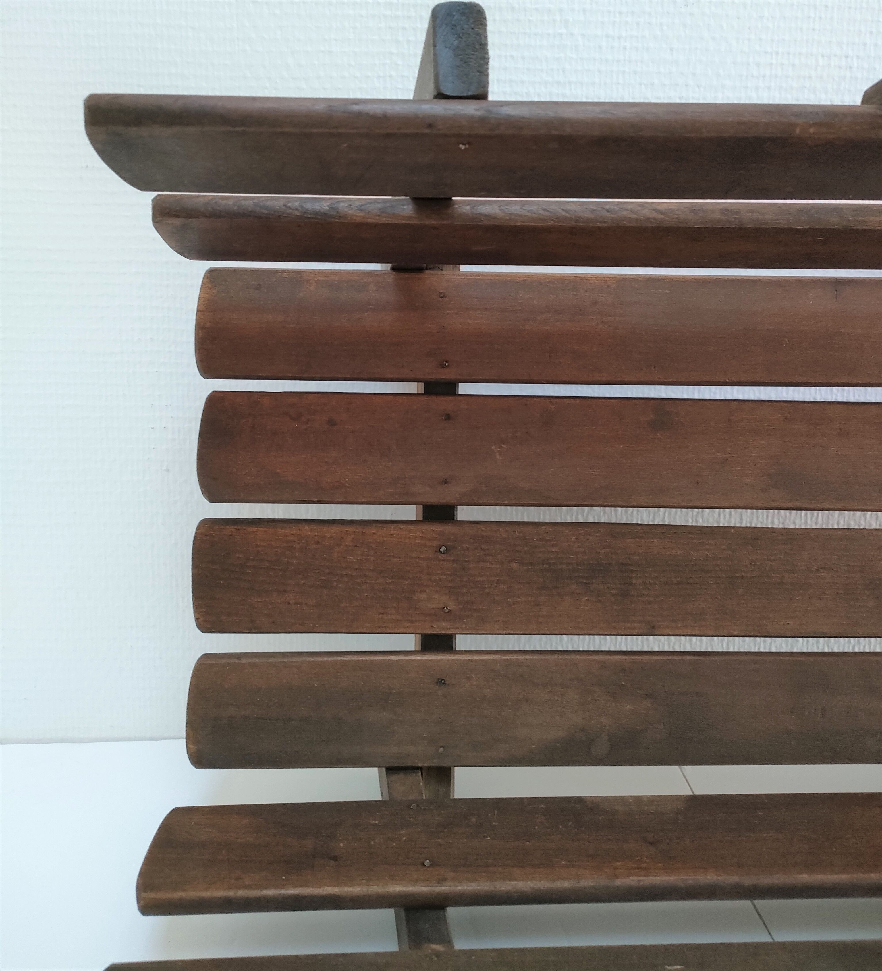 Solid wood log basket with vintage slats