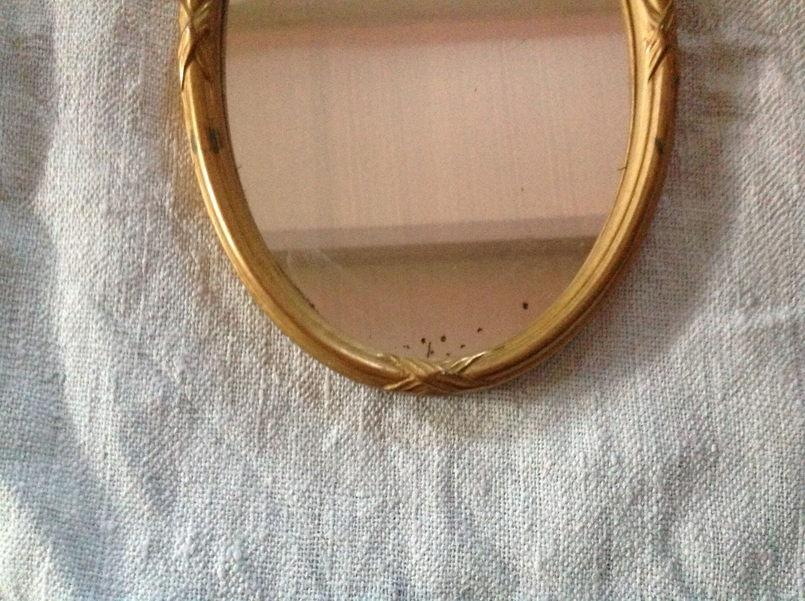 Oval mirror
