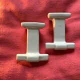 Set of 2 hooks in white porcelain Art Deco 30/40