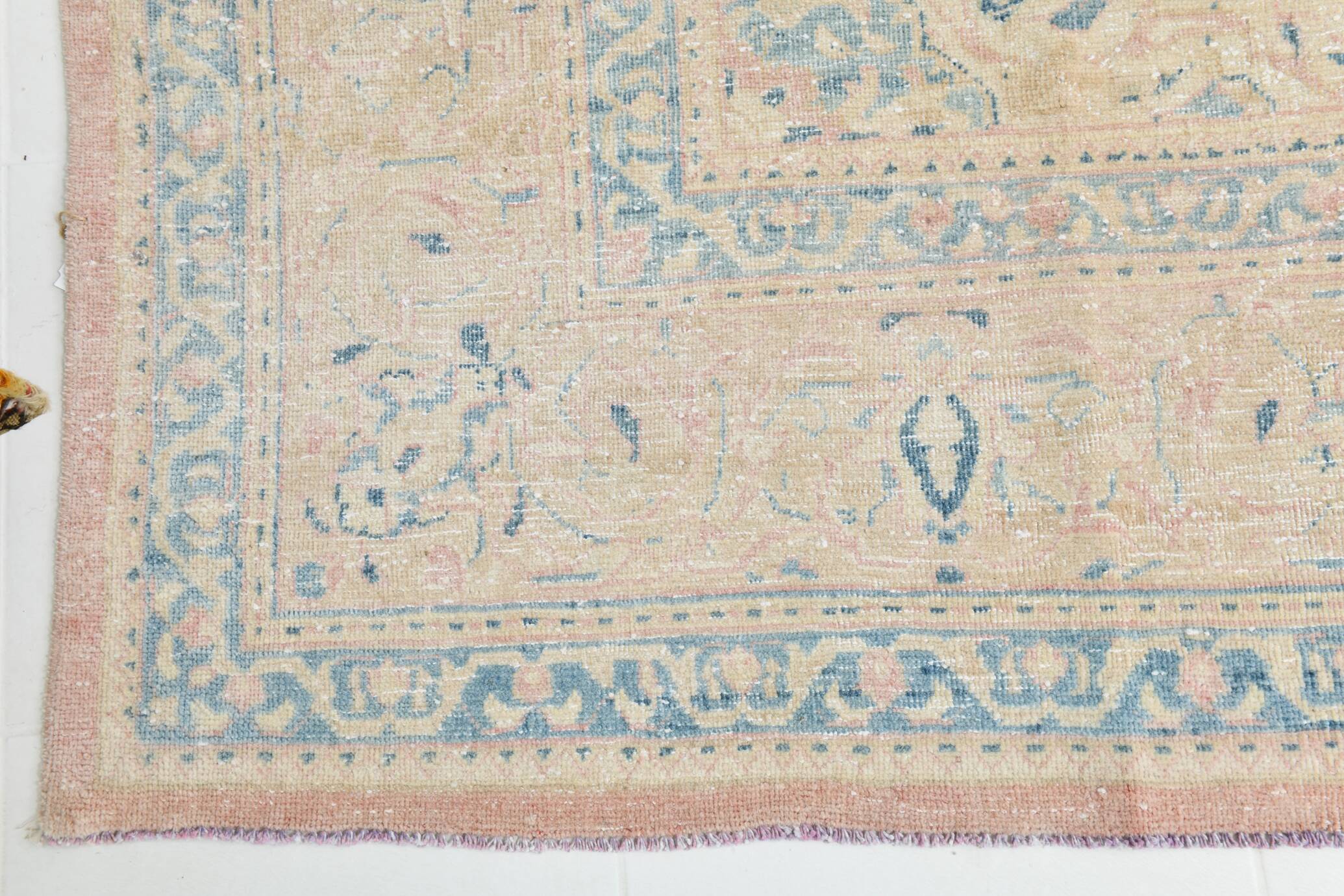 Large Pastel Pink Persian Floral Carpet, 294x382Cm