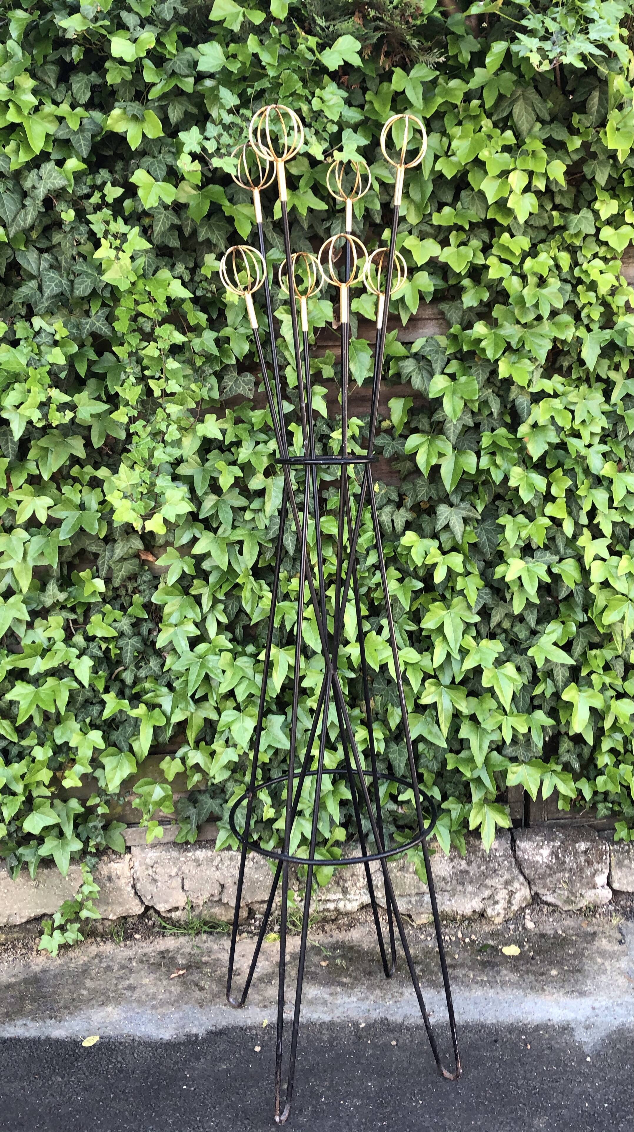 Astrolabe coat rack 50