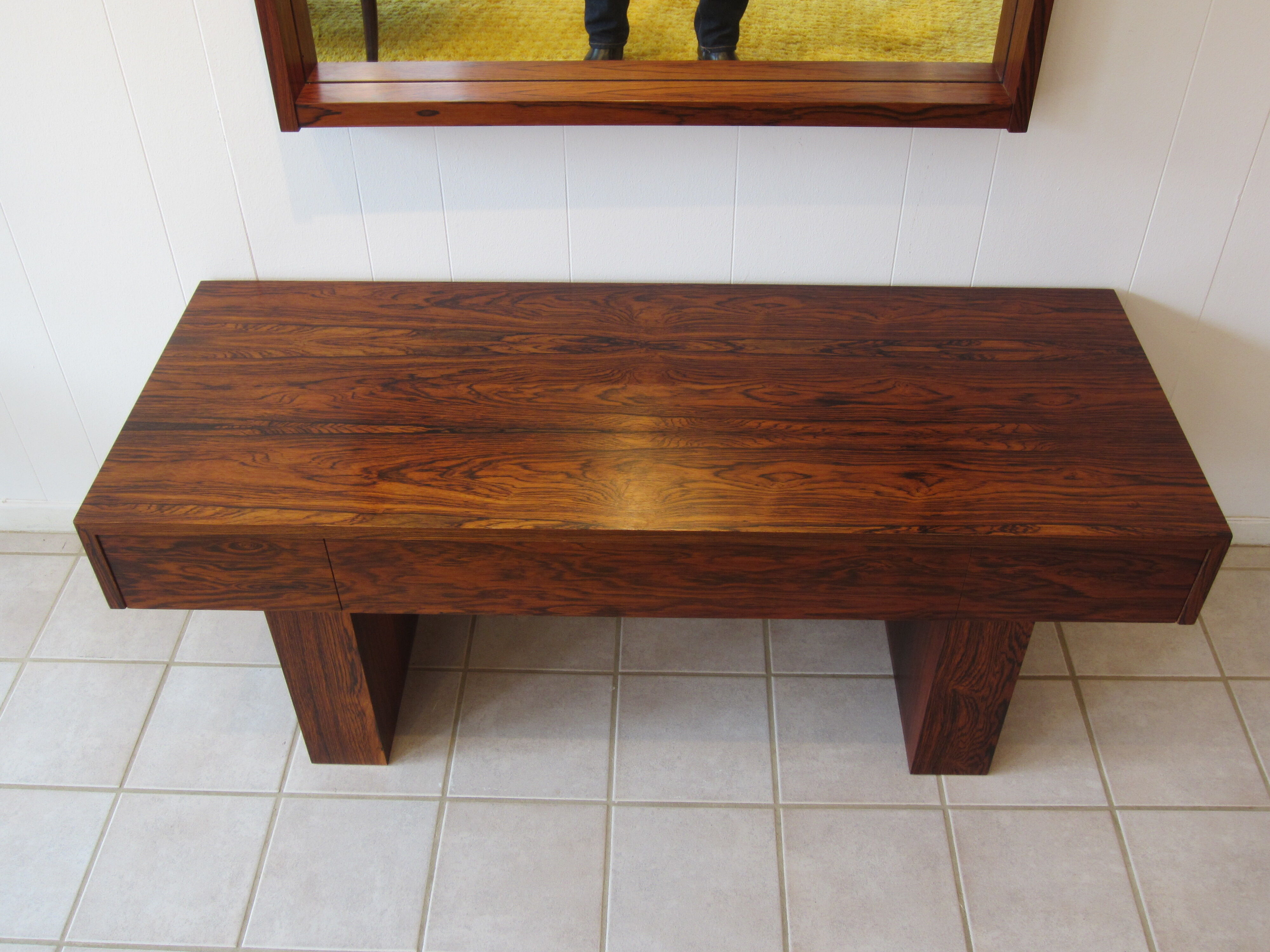 Scandinavian hall furniture, chest of drawers and mirror Ateljé Glas & Trä Hovmantorp