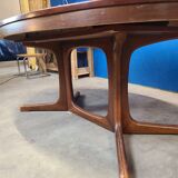 Baumann oval table circa 1960 for 12 guests