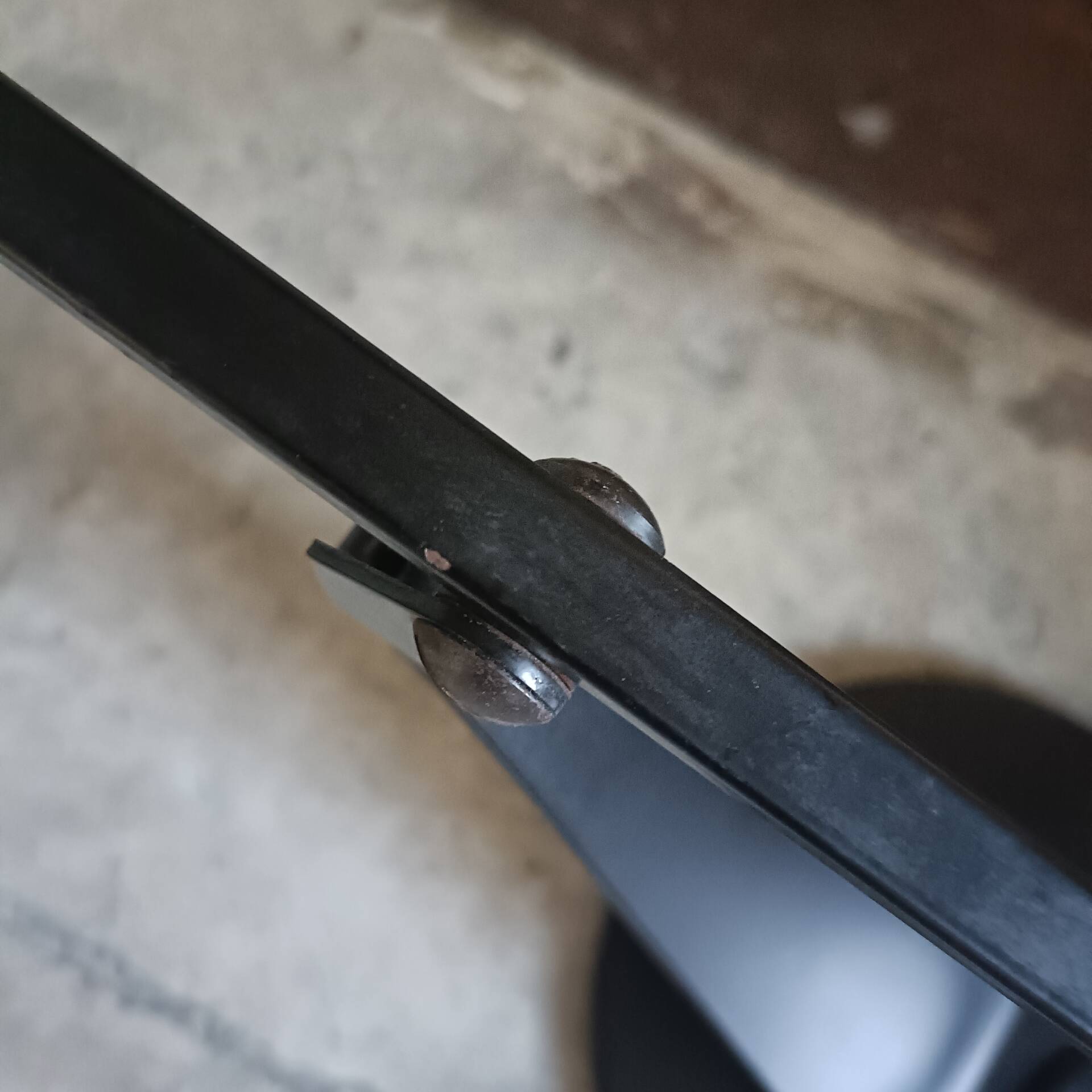 Desk lamp with a balance arm, Fase