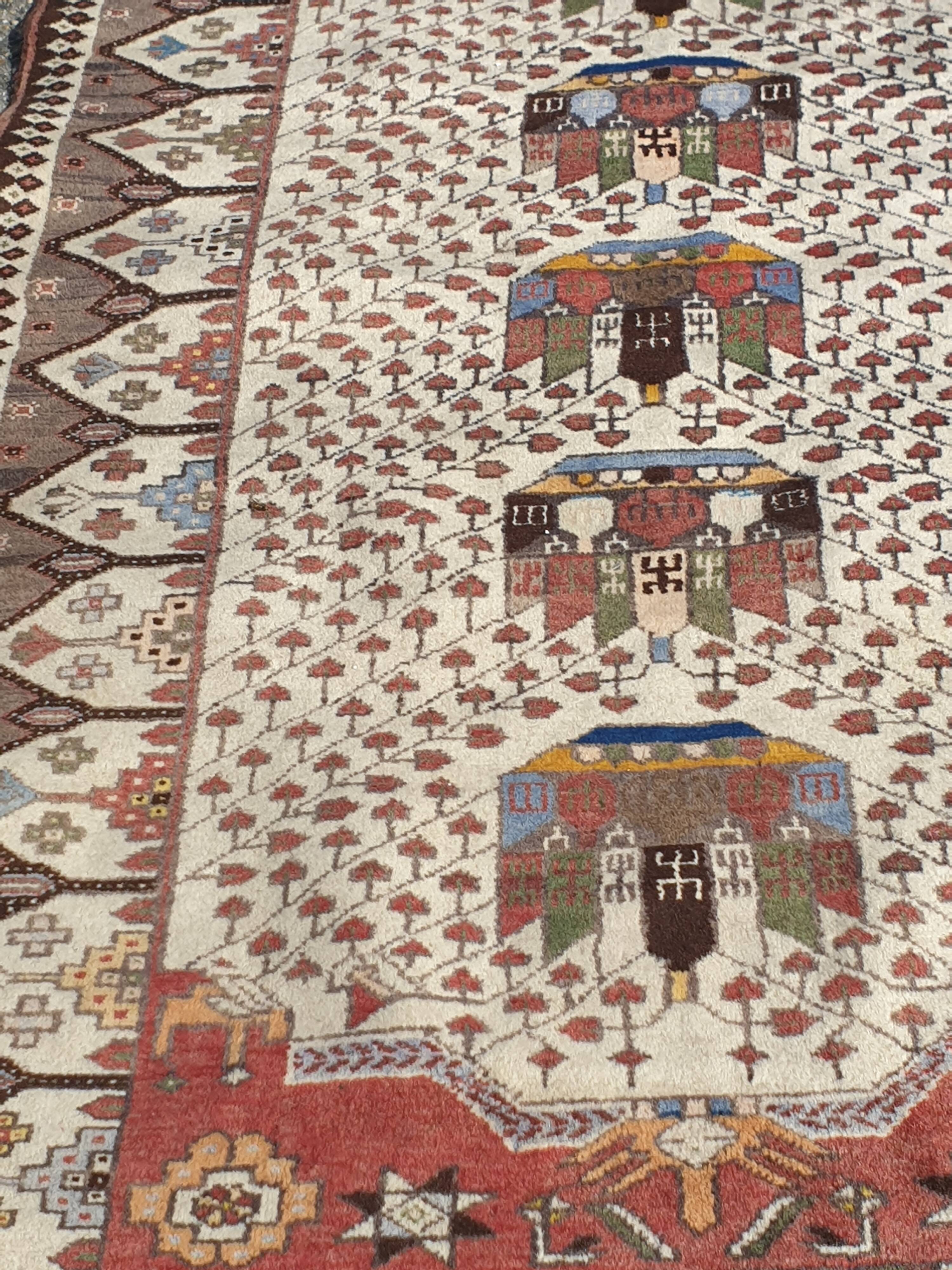 Oriental wool rug entirely handmade