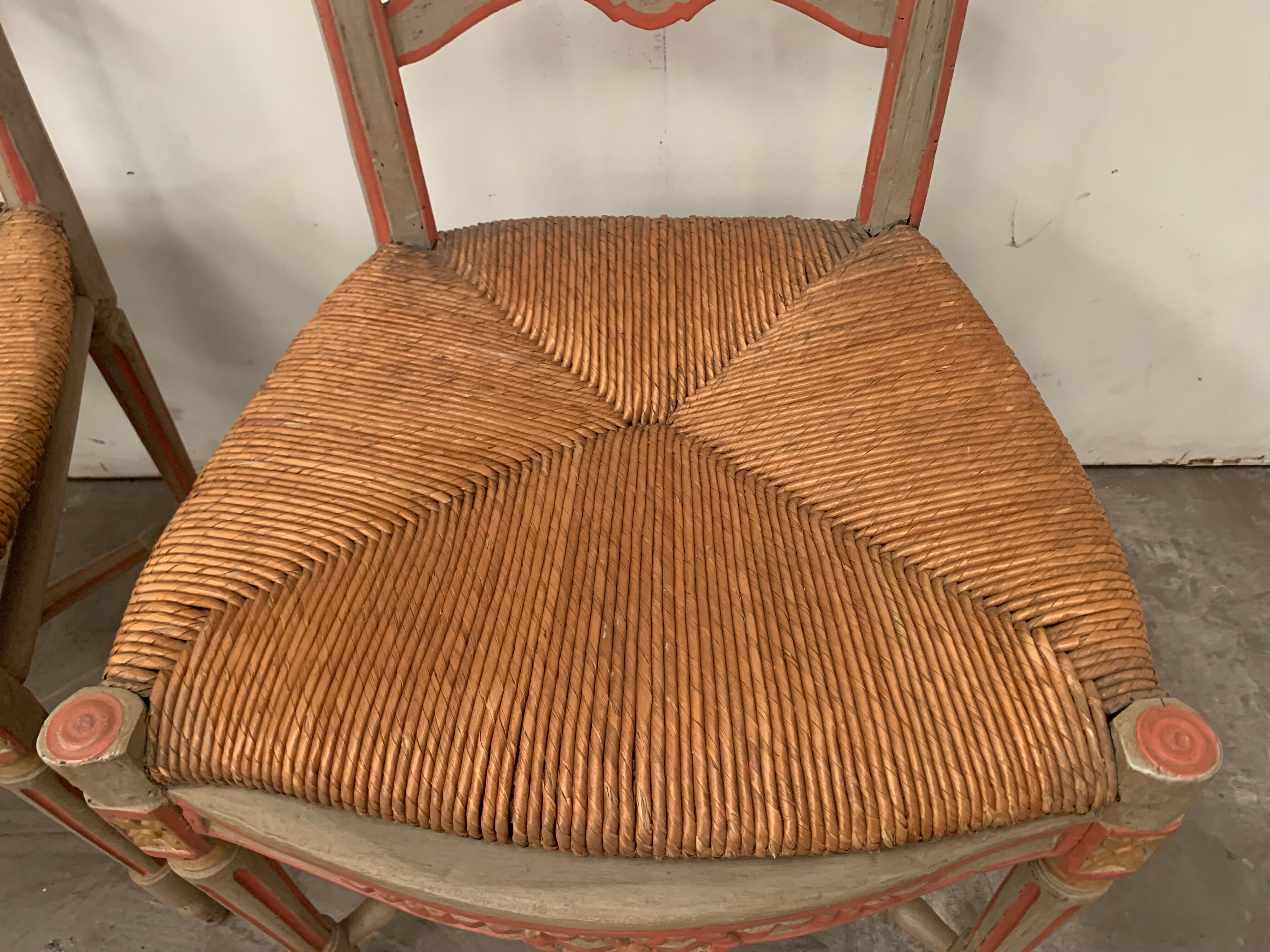 Paire de chaises Provençale en hêtre patiné XX siècle