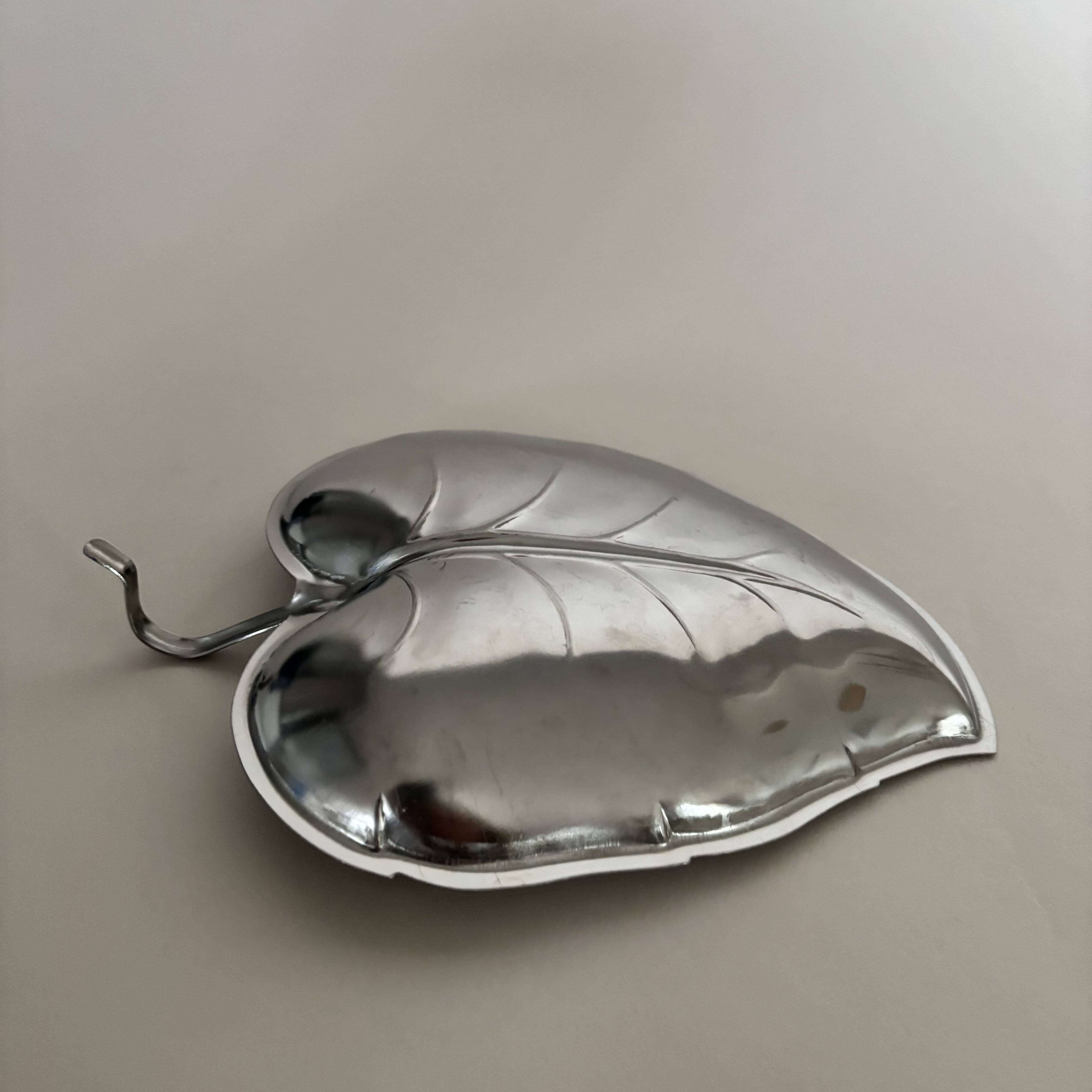 Vintage stainless steel leaf bowl