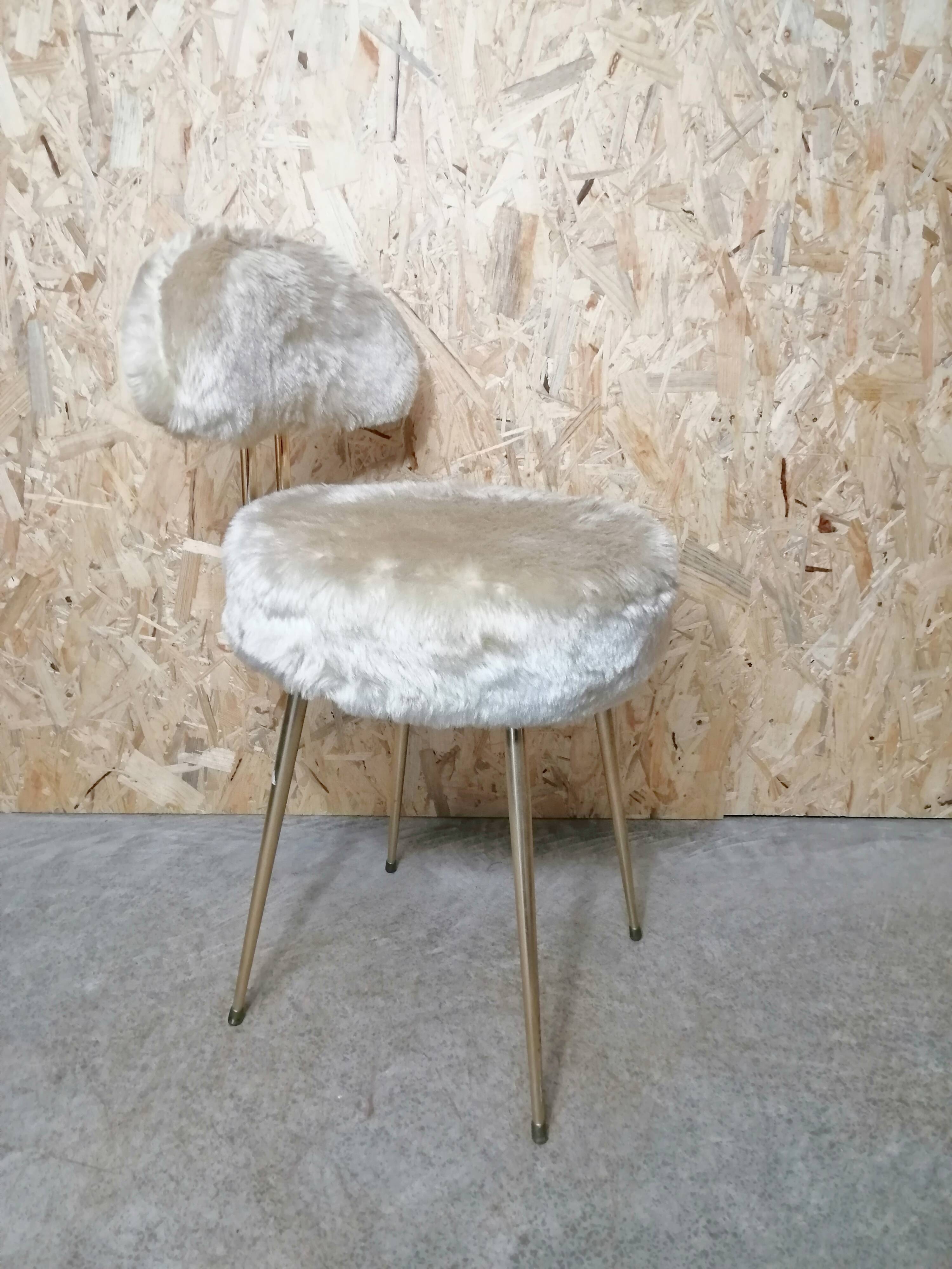 Chair pelfran moumoute
