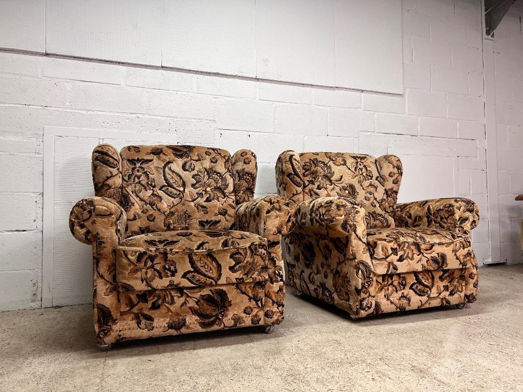 Set of 2 vintage armchairs