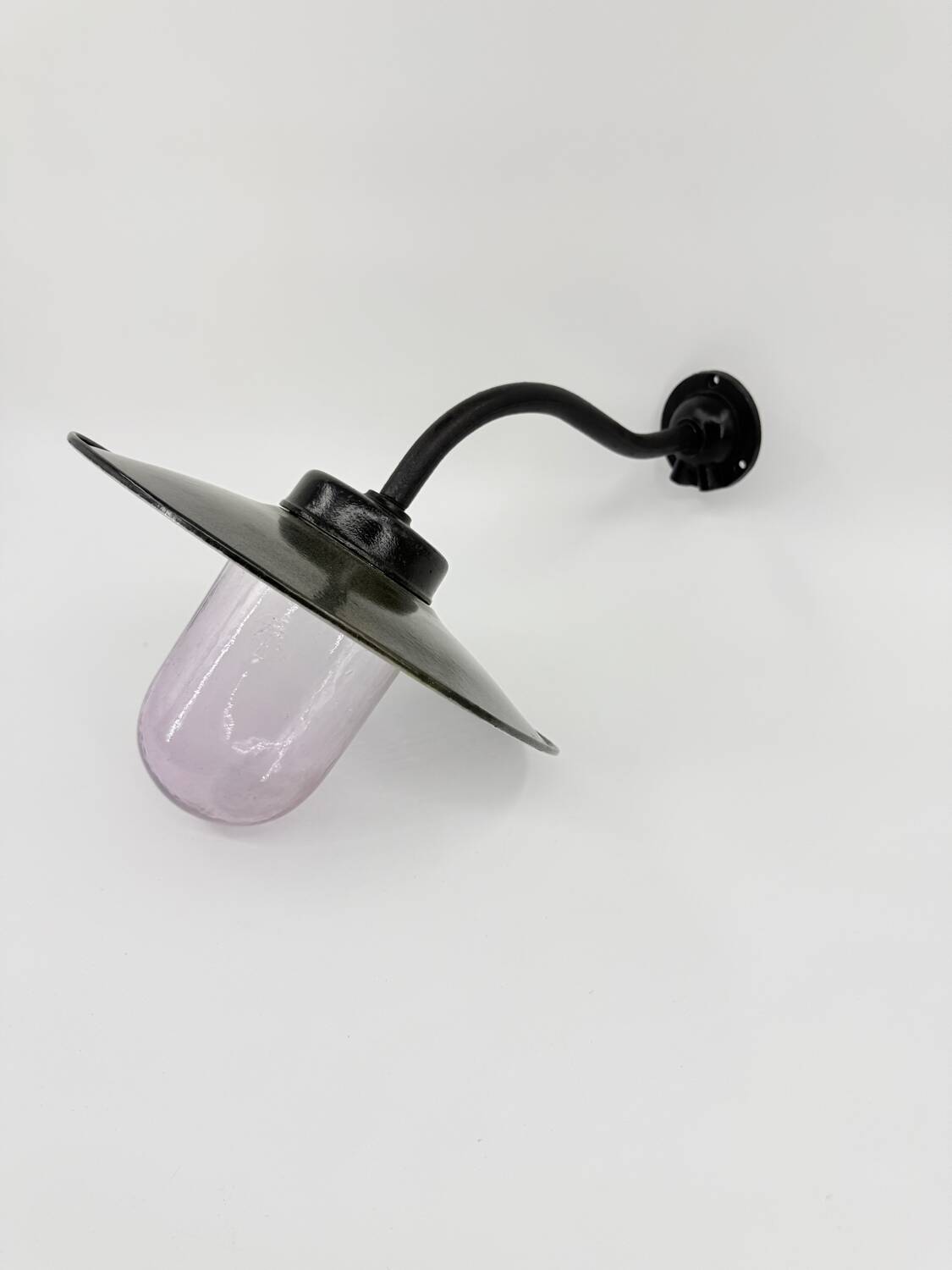 Court lamp