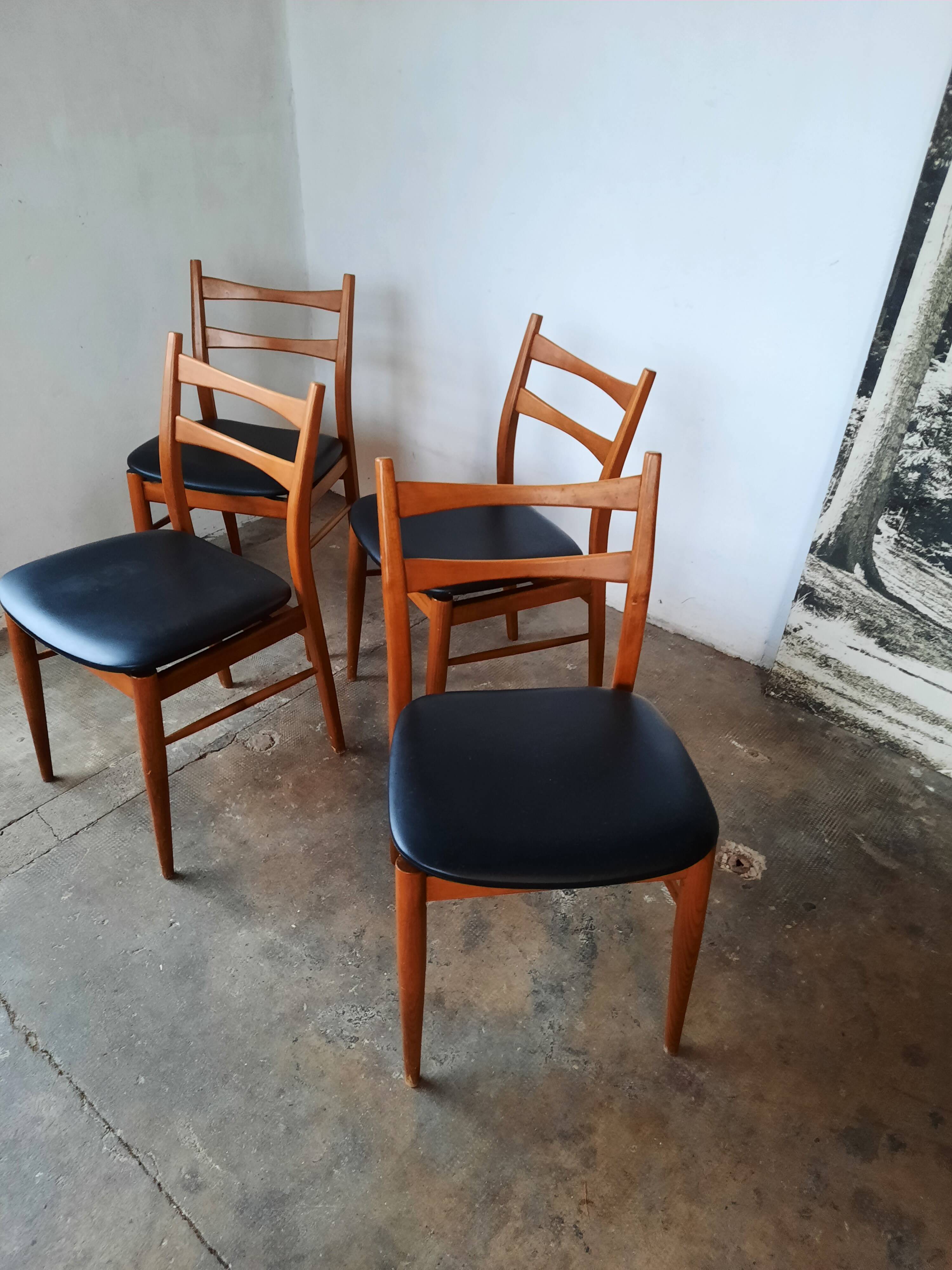 Set of 4 vintage Scandinavian chairs with Skaï seat