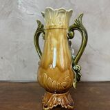 Slipware vase
