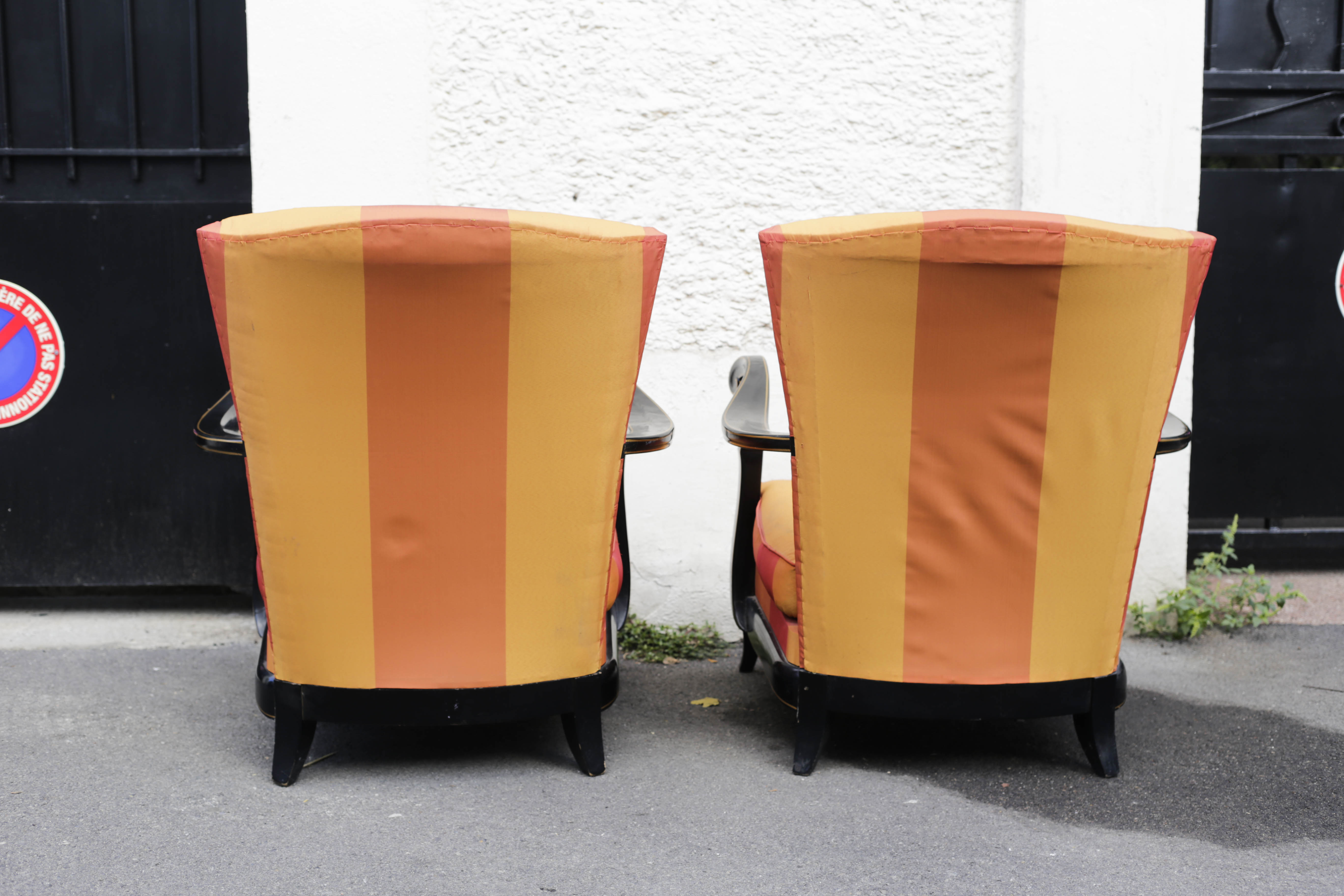 Paire de fauteuils laqué noir Steiner
