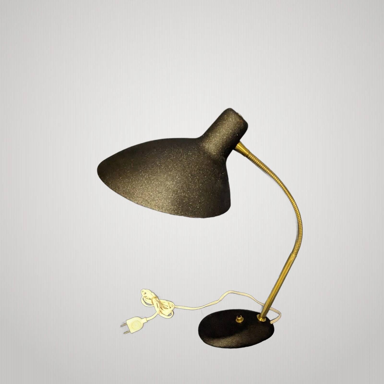 Large articulated desk lamp by Jean Boris Lacroix from the 1950s. Size.