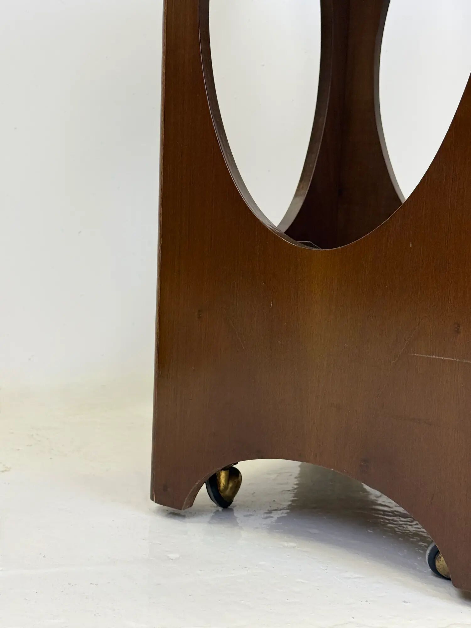 Vinyl storage side table — Italy, 1960s