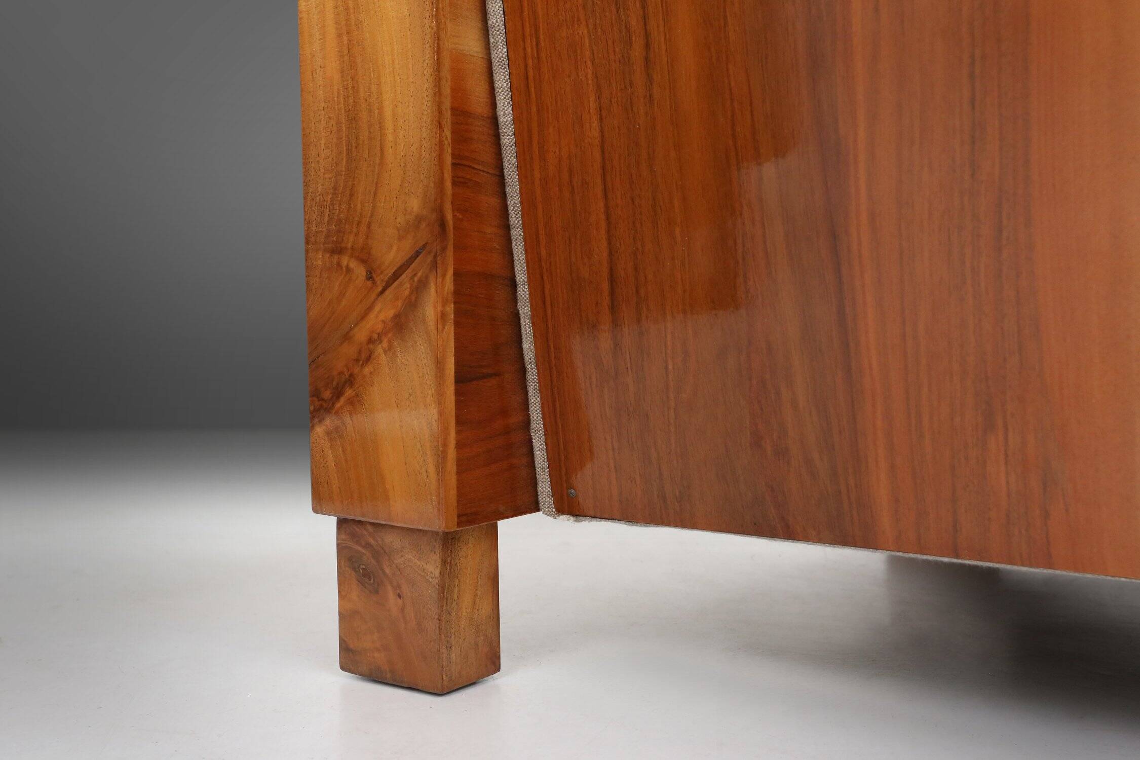 Set of 2 Art Deco Armchairs in Walnut Veneer, France 1930s