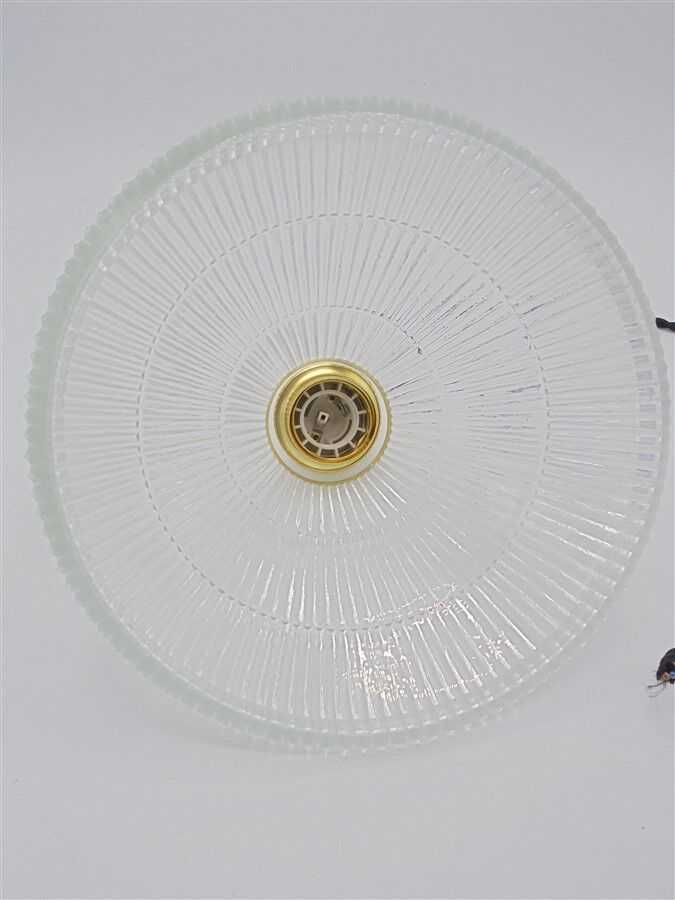 Hanging lamp in glass