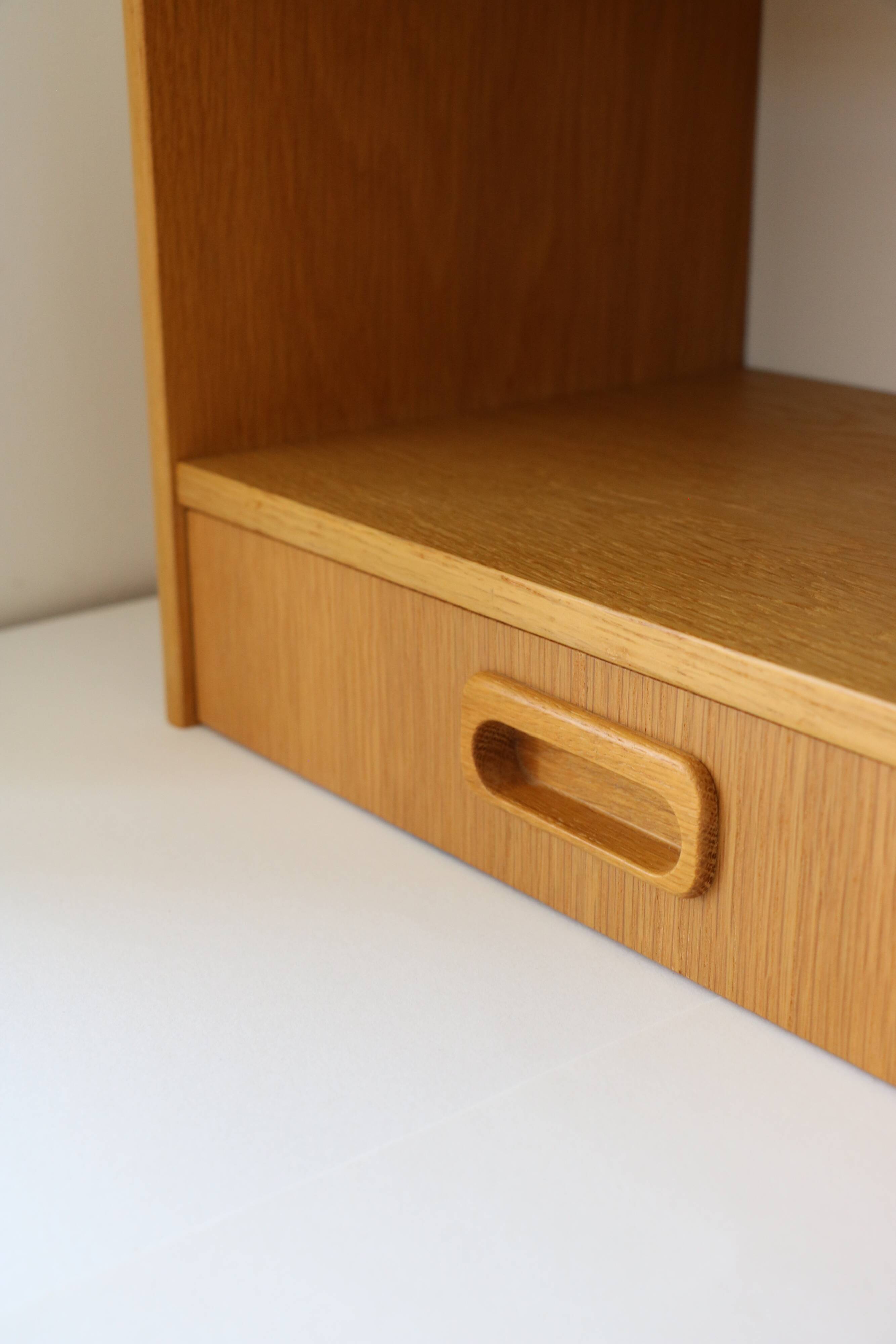 2 wall-mounted Scandinavian bedside tables with drawers, oak, 1960.