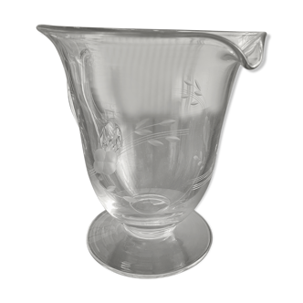 Pitcher made of chiseled glass