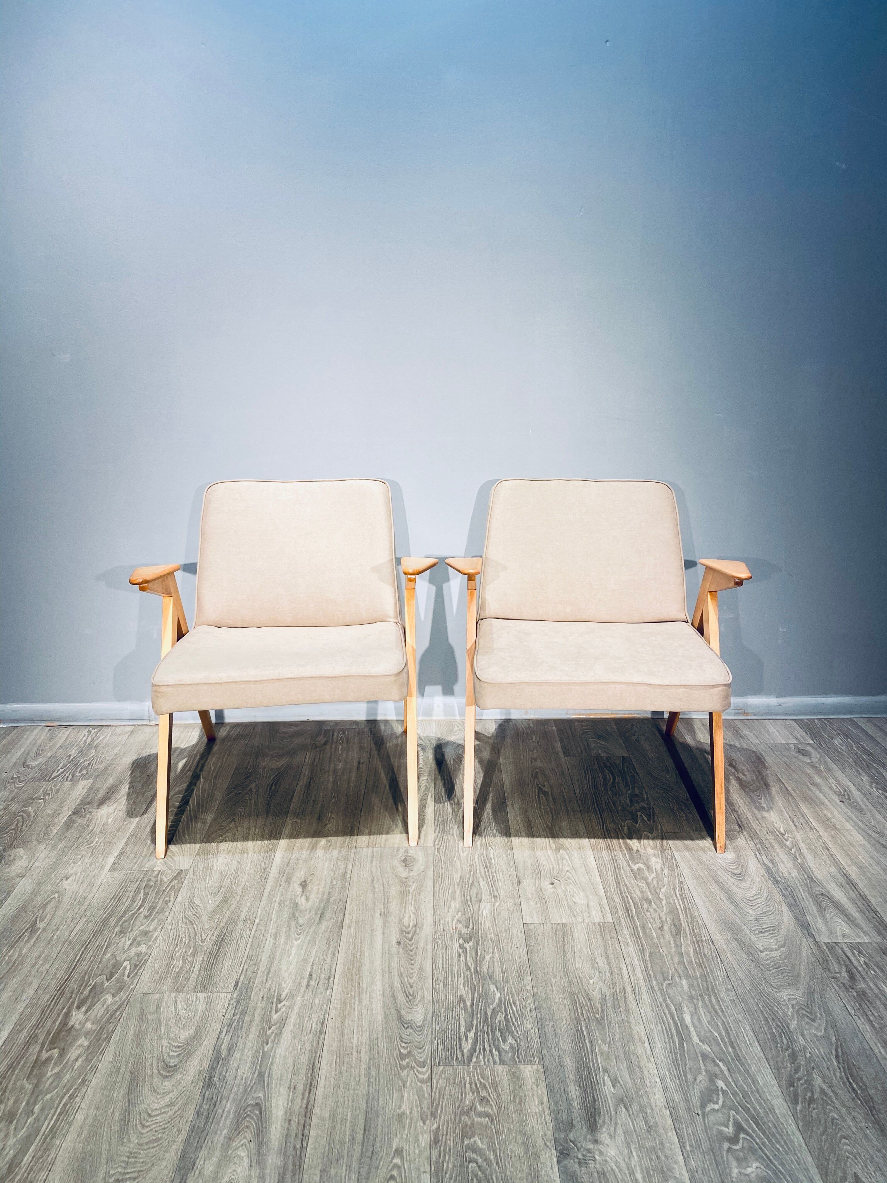 Pair of armchairs "Bunny" Proj. Józef Chierowski "Bunny" 1960'