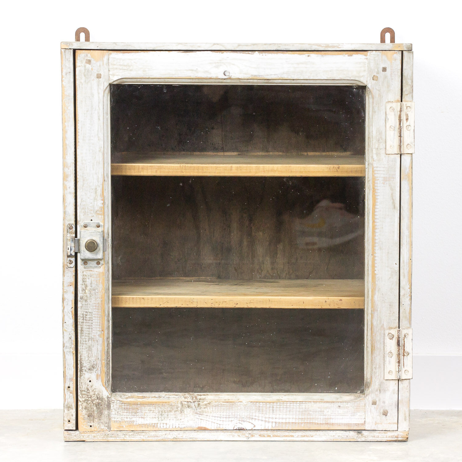 Vitrine wall cabinet