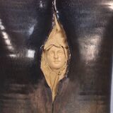 Vase en céramique sculptée, signé TL, années 1970 – Céramique d'atelier européenne d'après-guerre