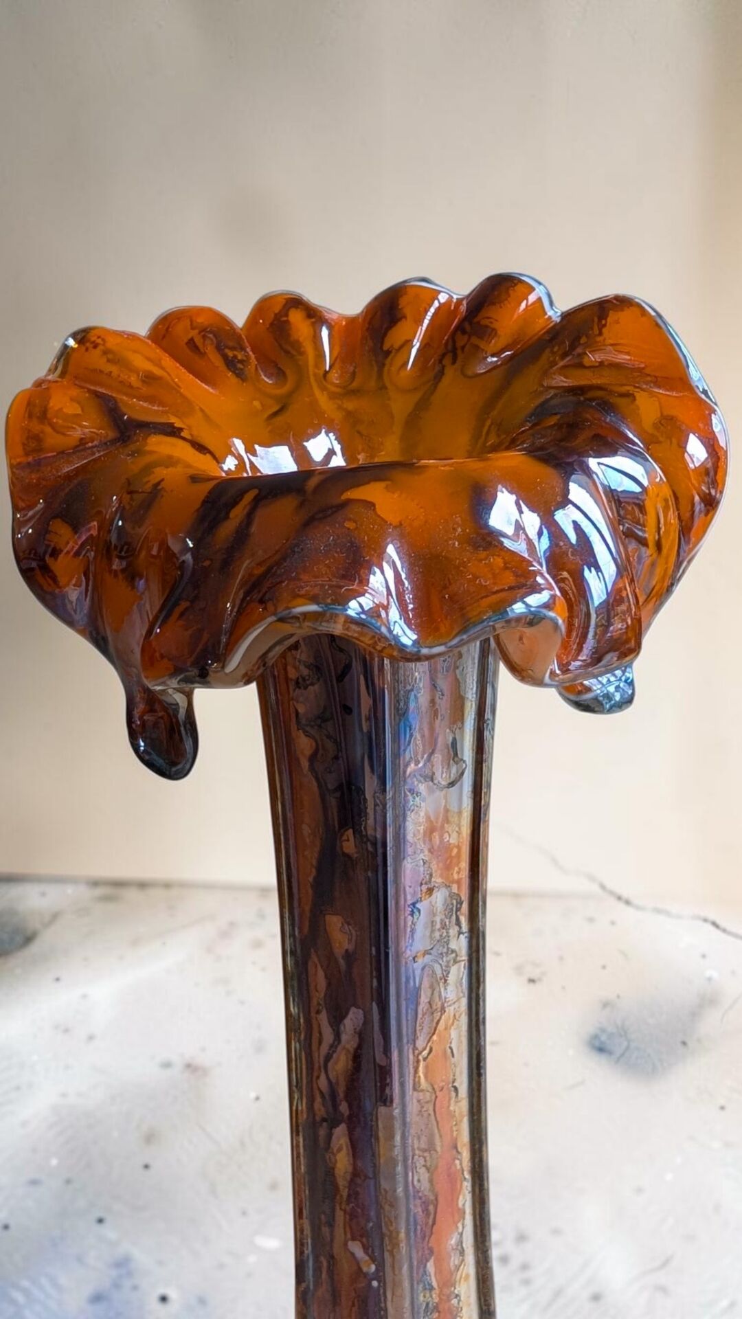 Artistic vase signed M. Venys – vintage marbled glass – 31 cm