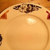 Large suite of 17 asiettes flat art déco