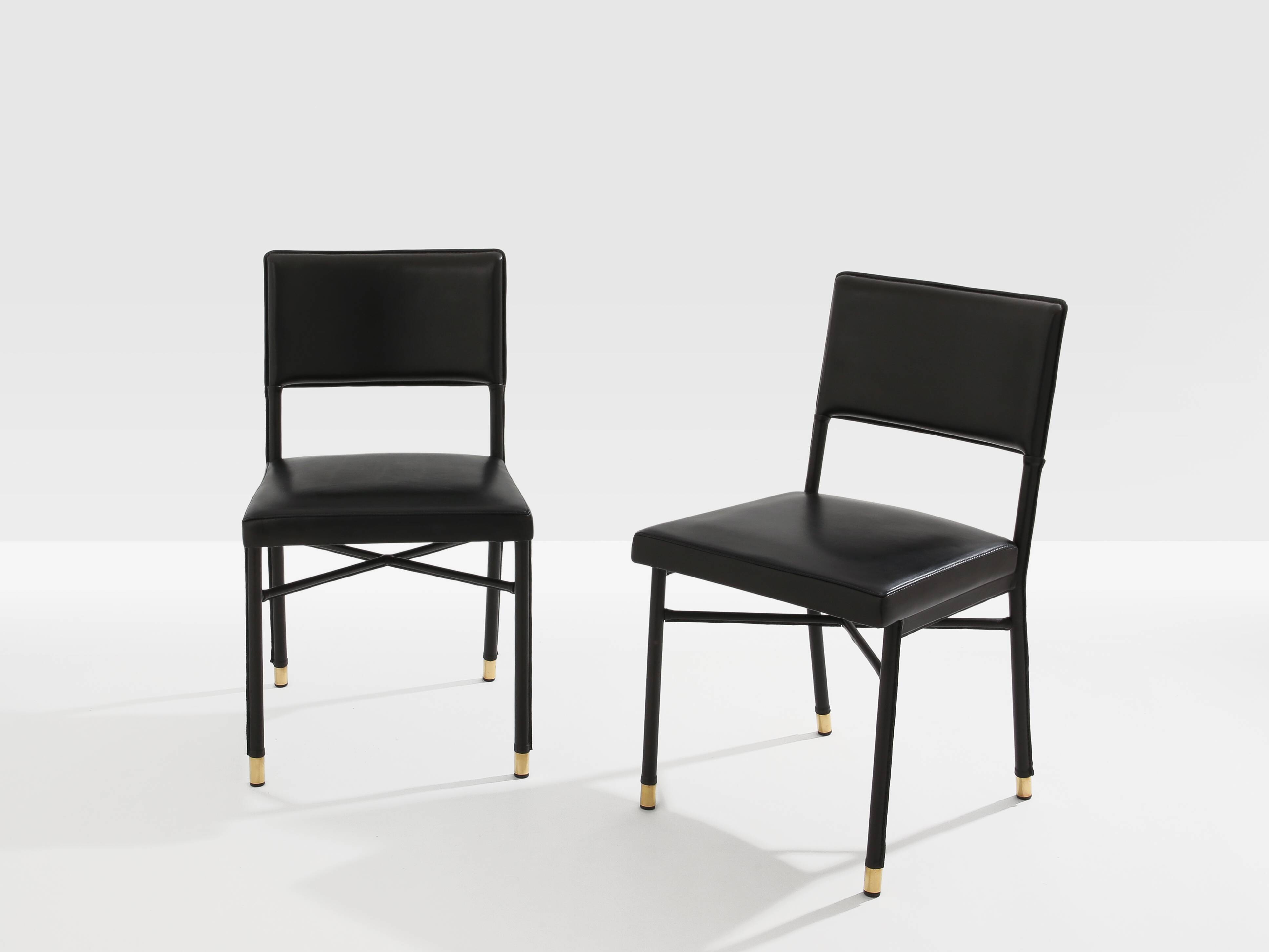 Jacques Quinet paire de chaises cuir noir laiton 1950