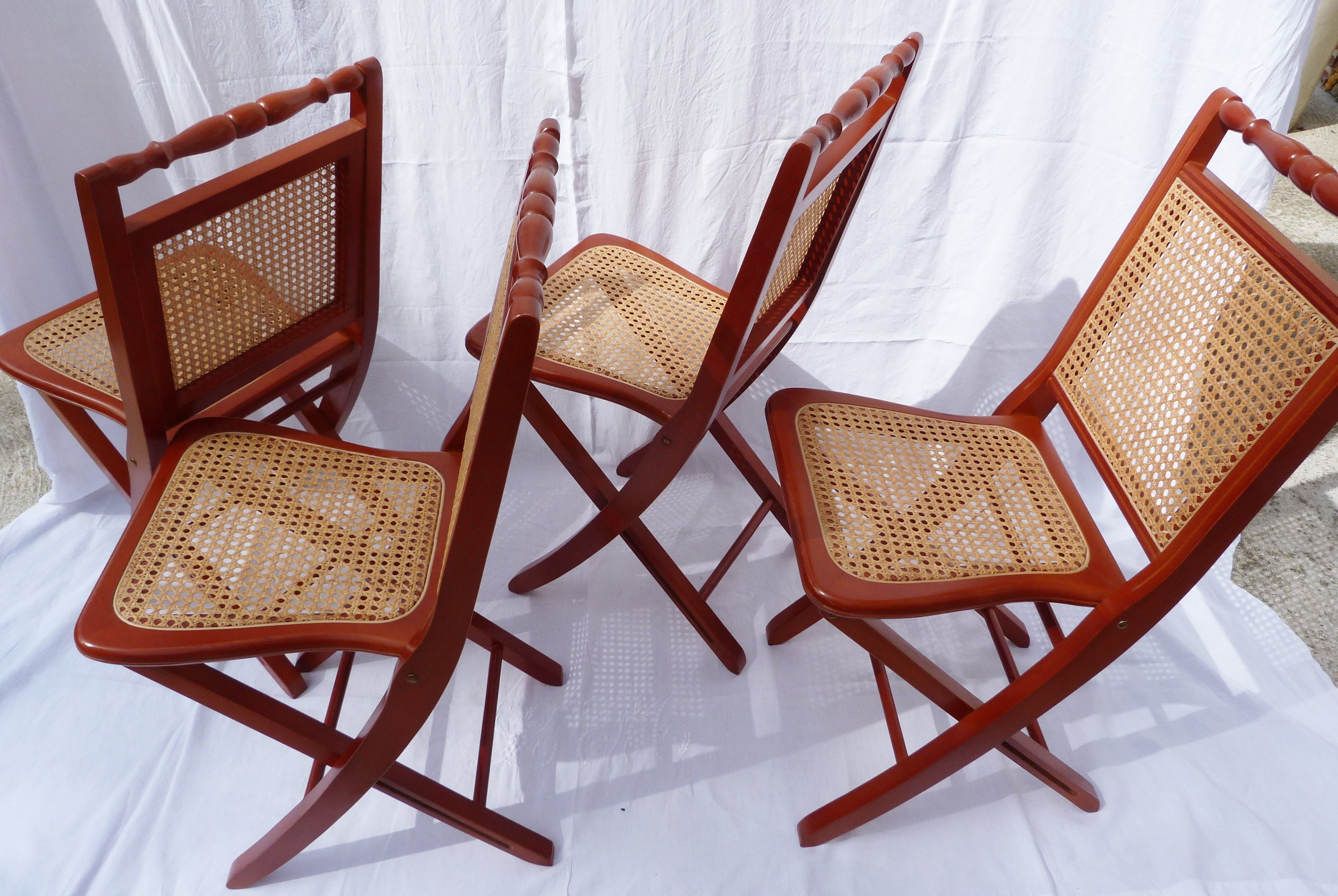 Set of 4 canned folding chairs