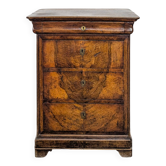 Petite commode de style Louis Phillipe en acajou