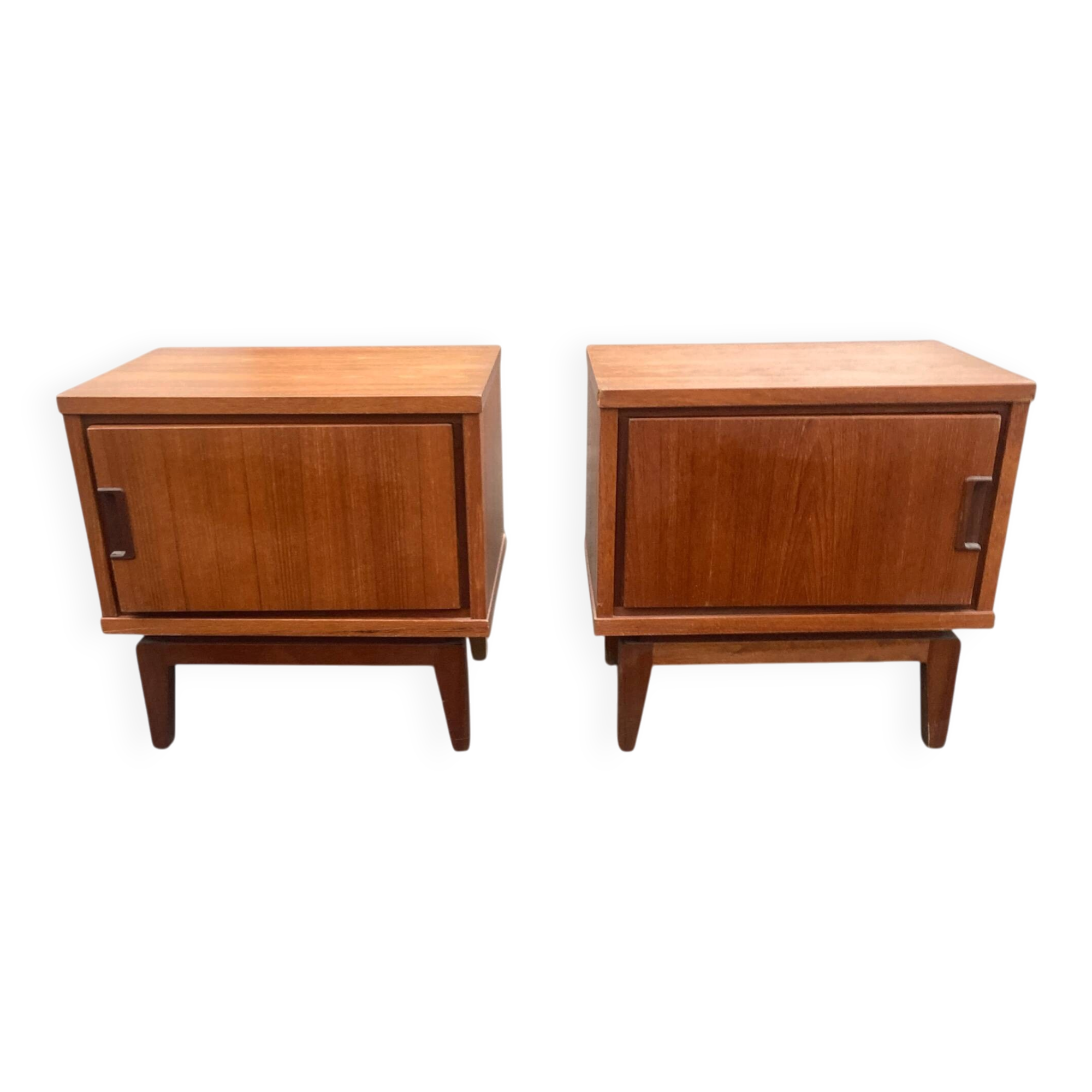Mid-Century bedside table in Scandinavian teak style