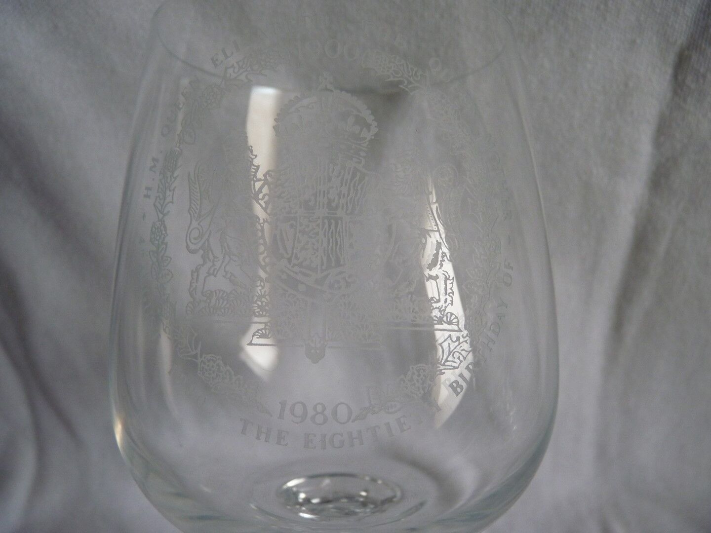 Lot of 5 glasses of commemoration Elisabeth queen 1900-1980 "
