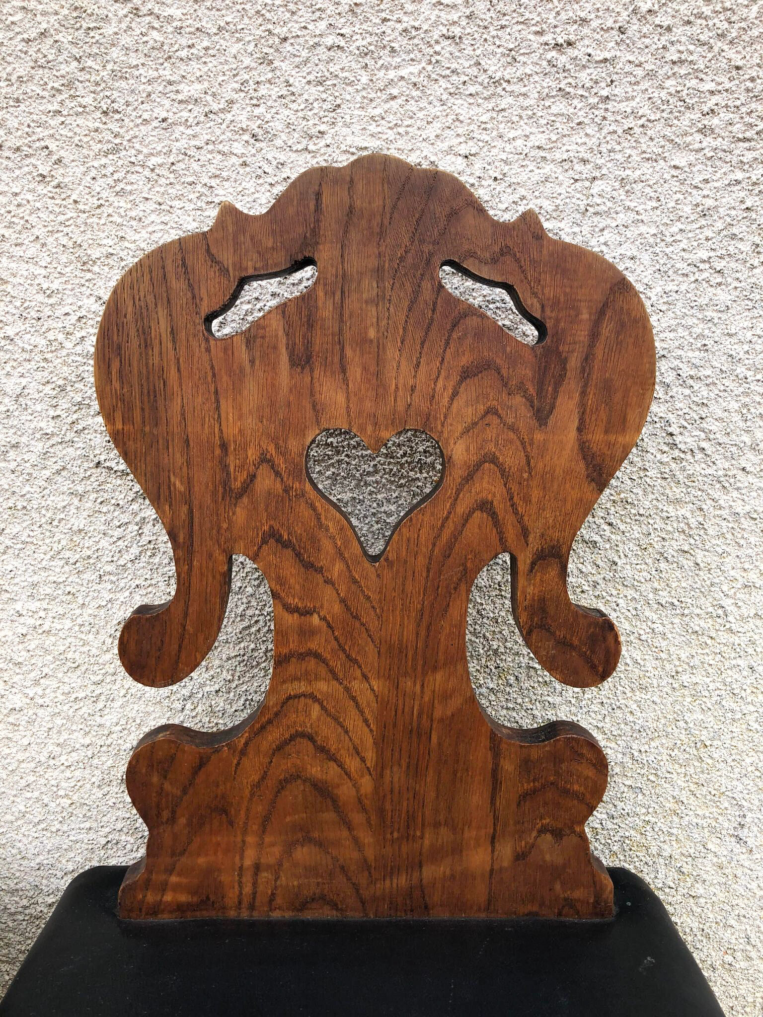 Set of 4 Alsatian chairs, wooden and skaï chair, carved wood, folk art, kitchen, living room, chalet