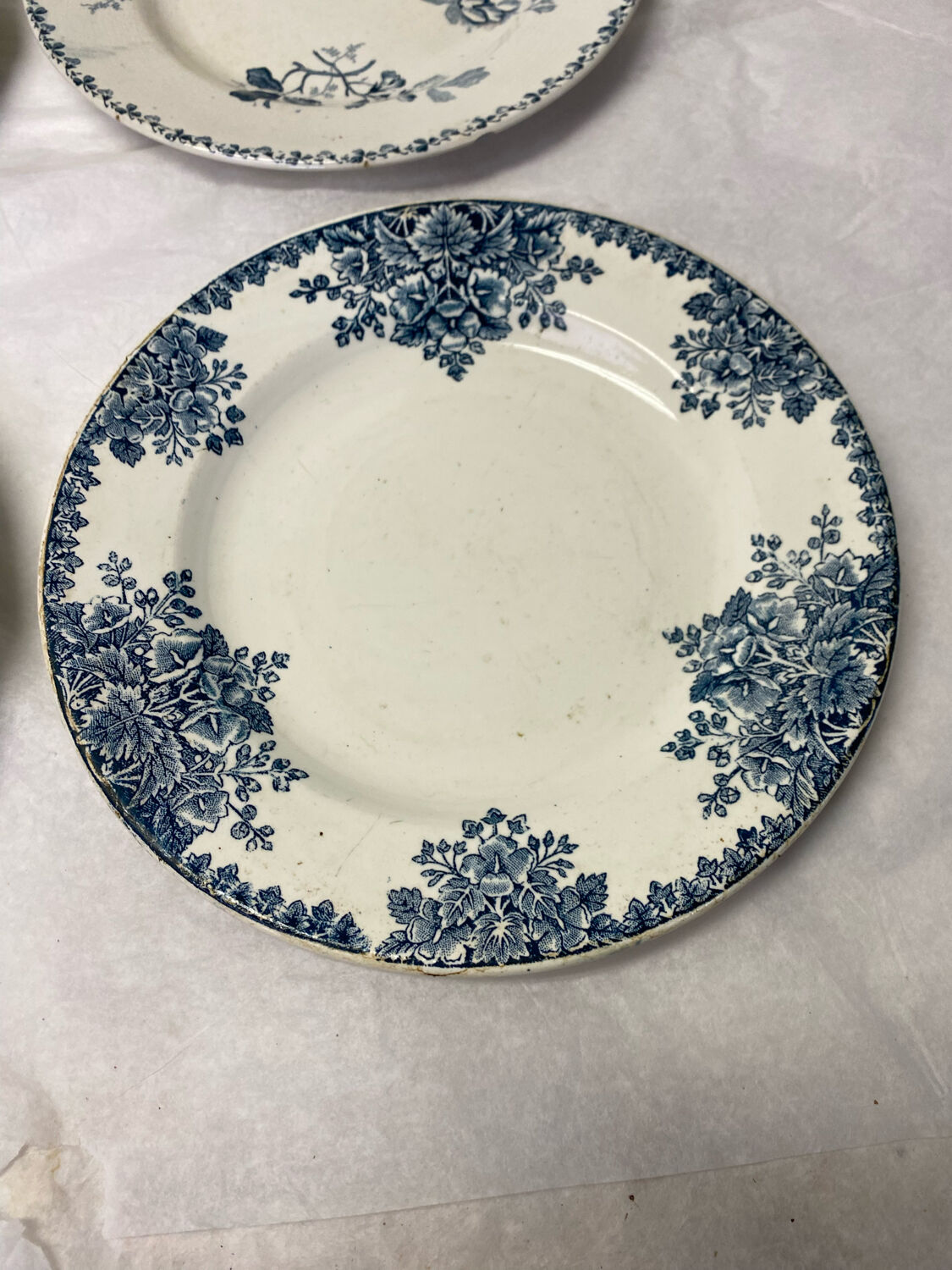 Set of 4 old iron earth plates