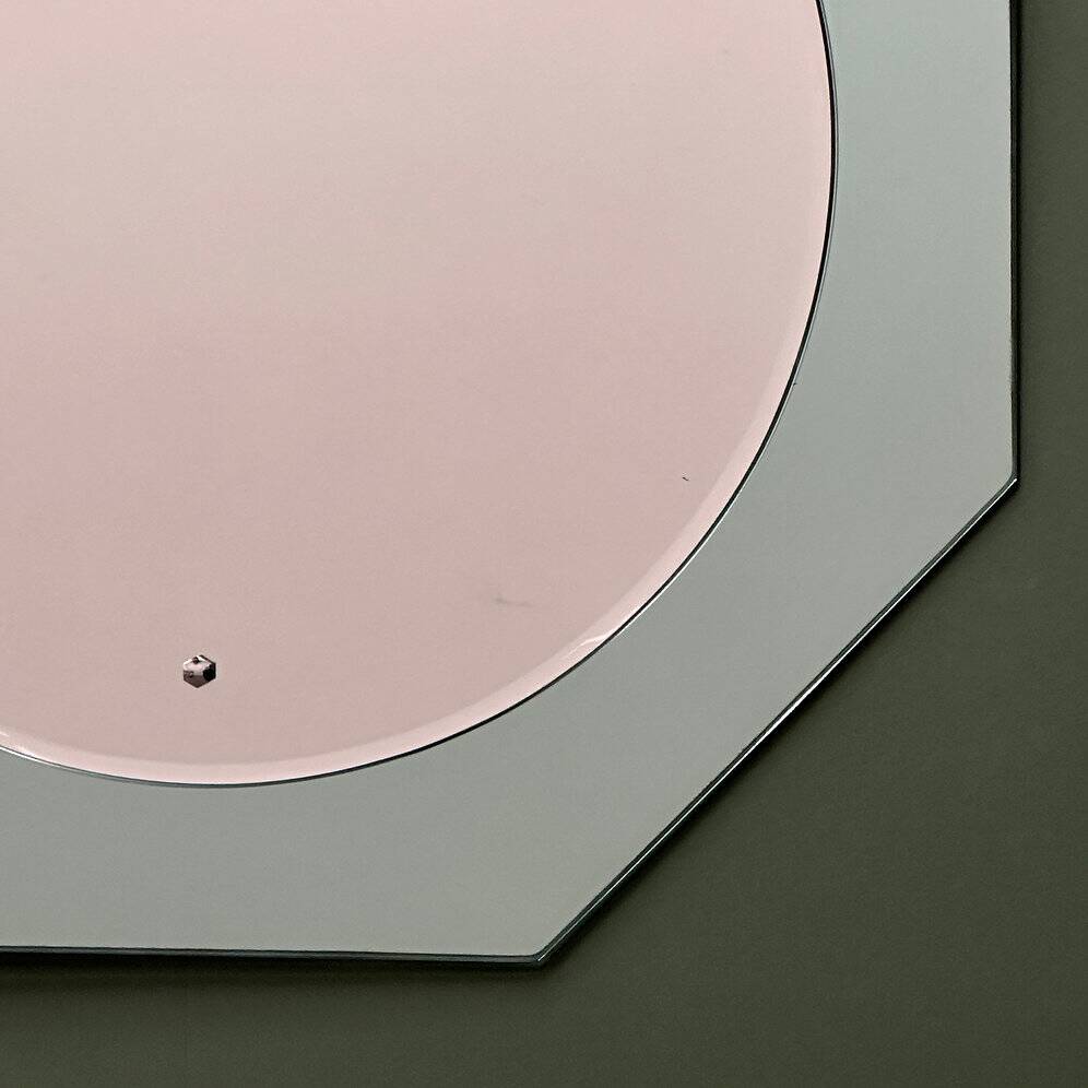 Miroir en verre aqua octogonal italien, miroir central rose doux, années 1970.