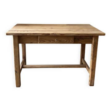 Solid raw pine dining table — 120 cm
