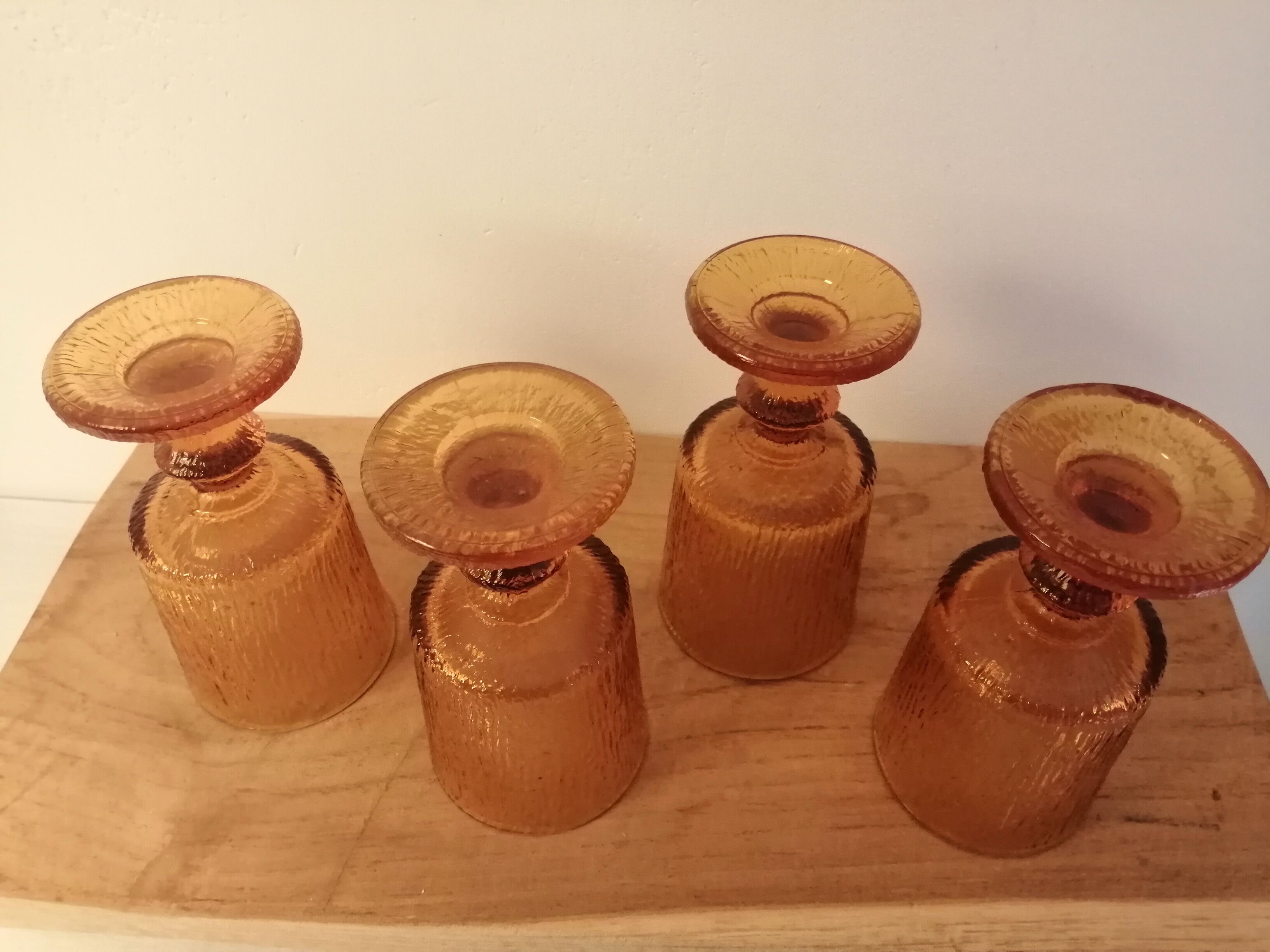 Set 4 amber walking glasses