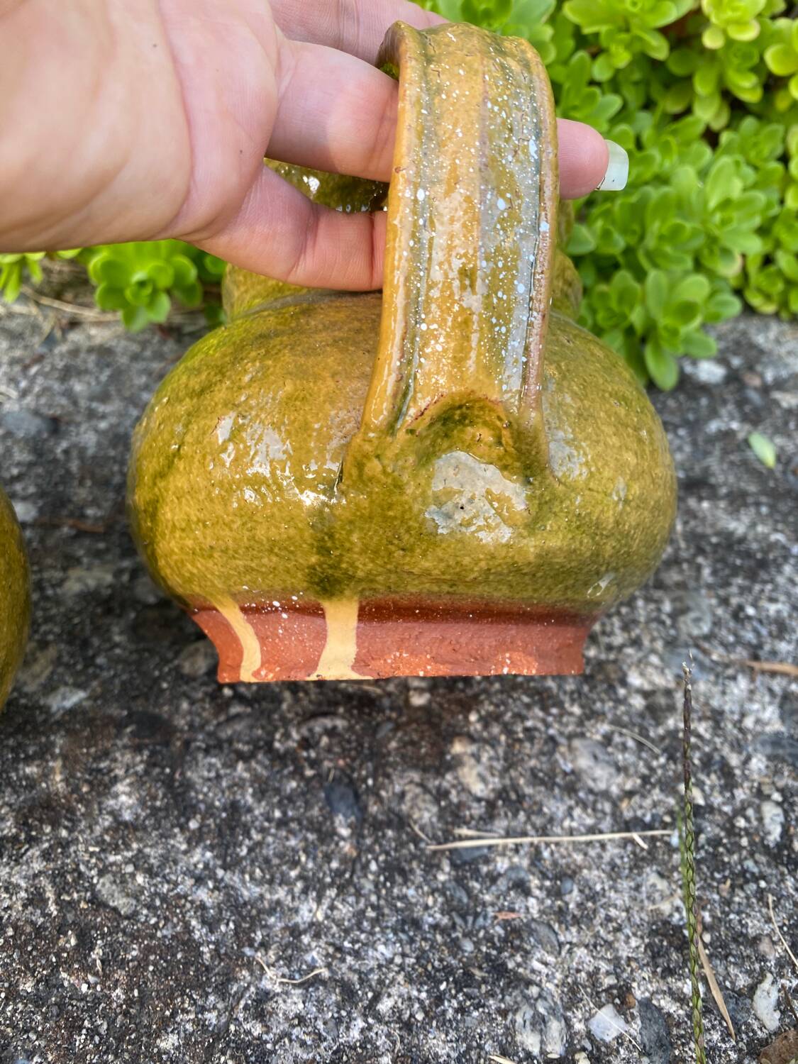 Cruche en terre cuite vernissée