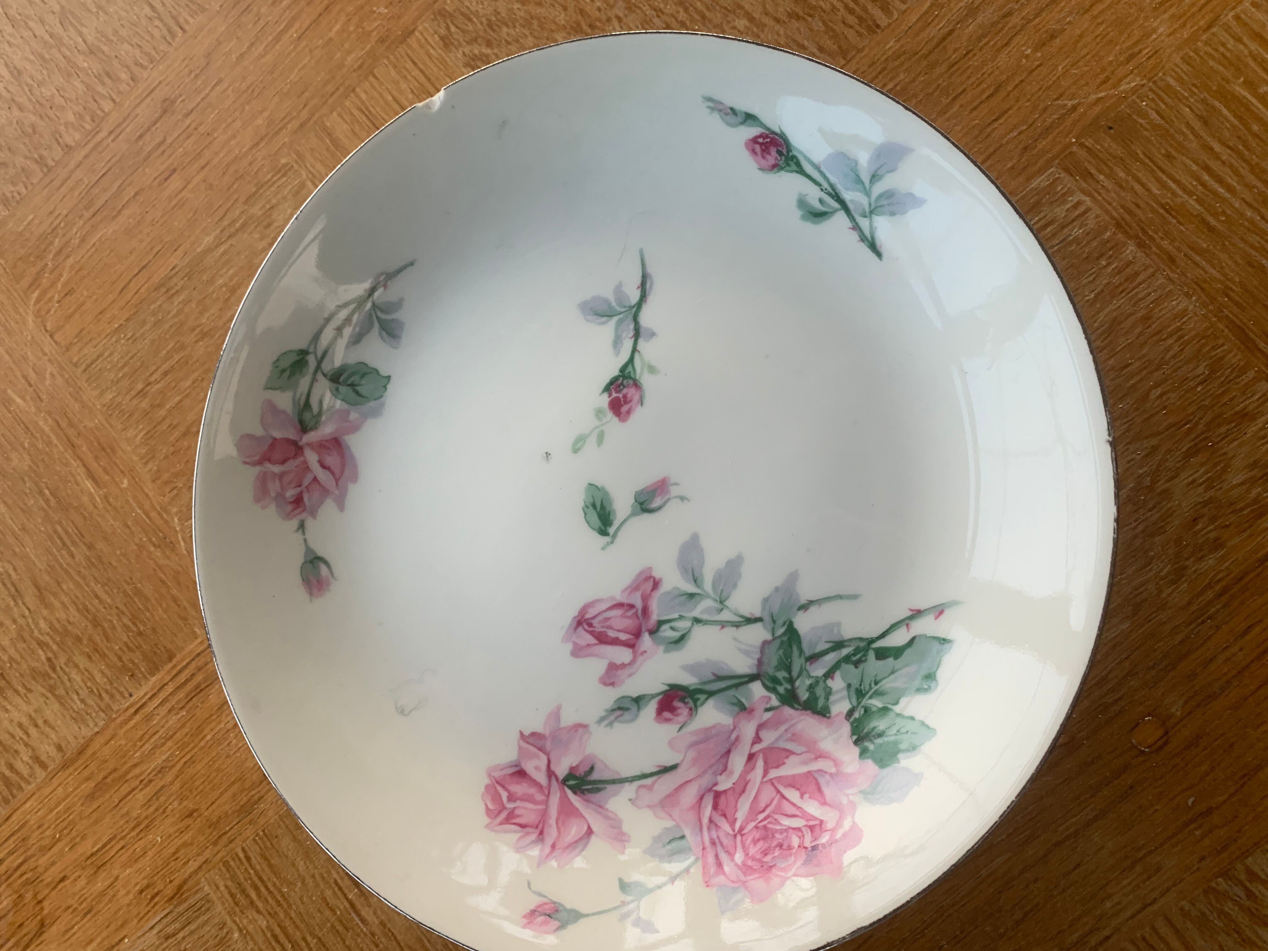 Porcelain compotier motifs of roses art deco signed HB France